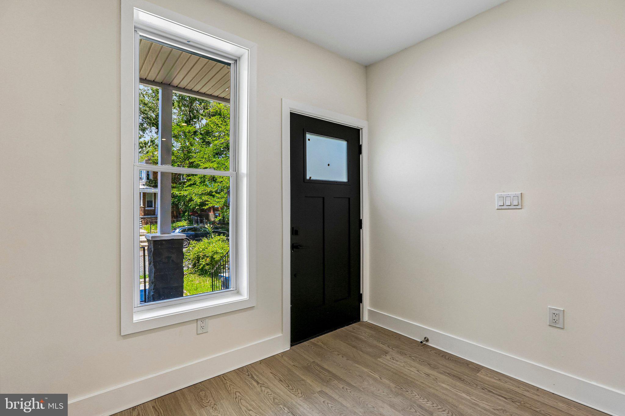 ROSEMONT - Residential