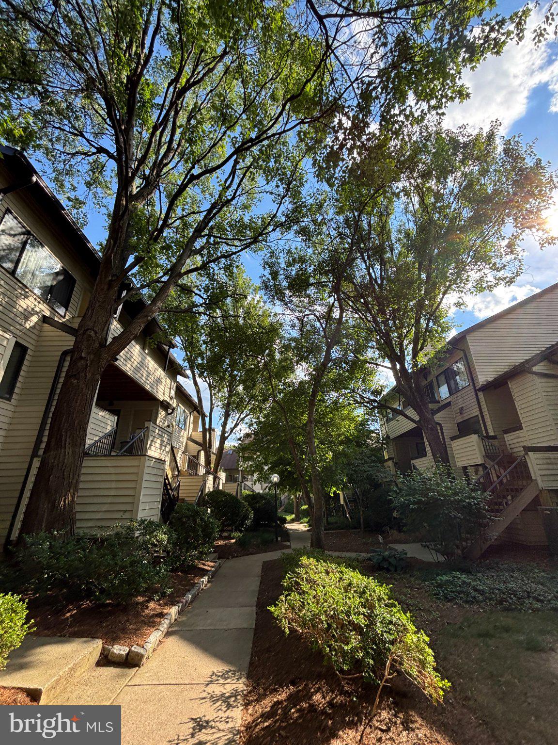 CHRISTOPHER COURT - Residential