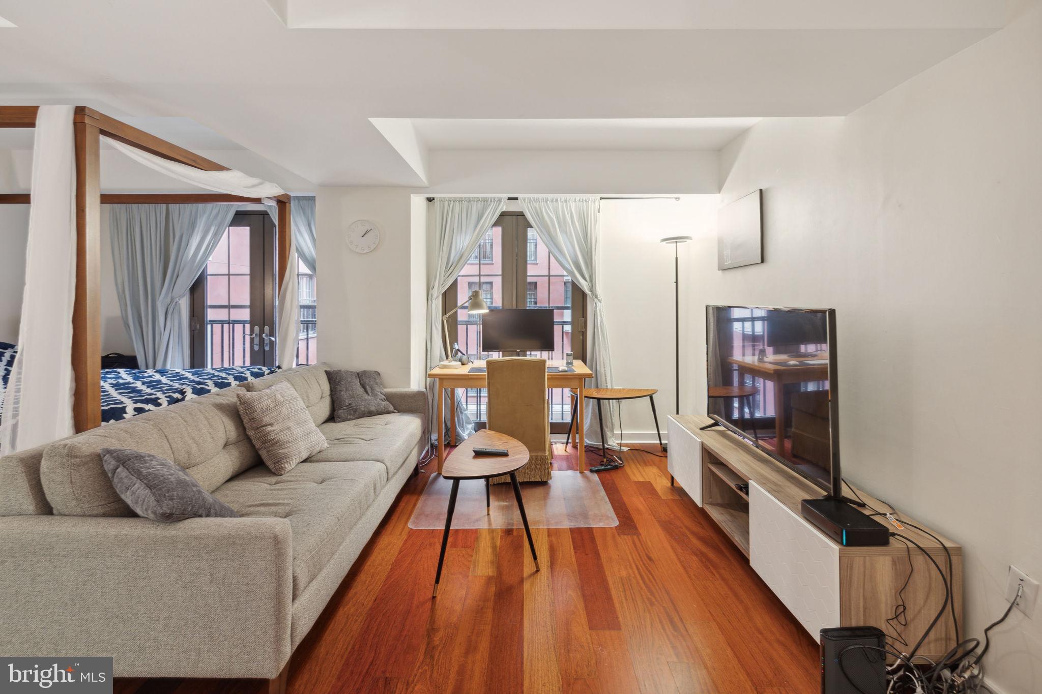 RITTENHOUSE SQUARE - Residential