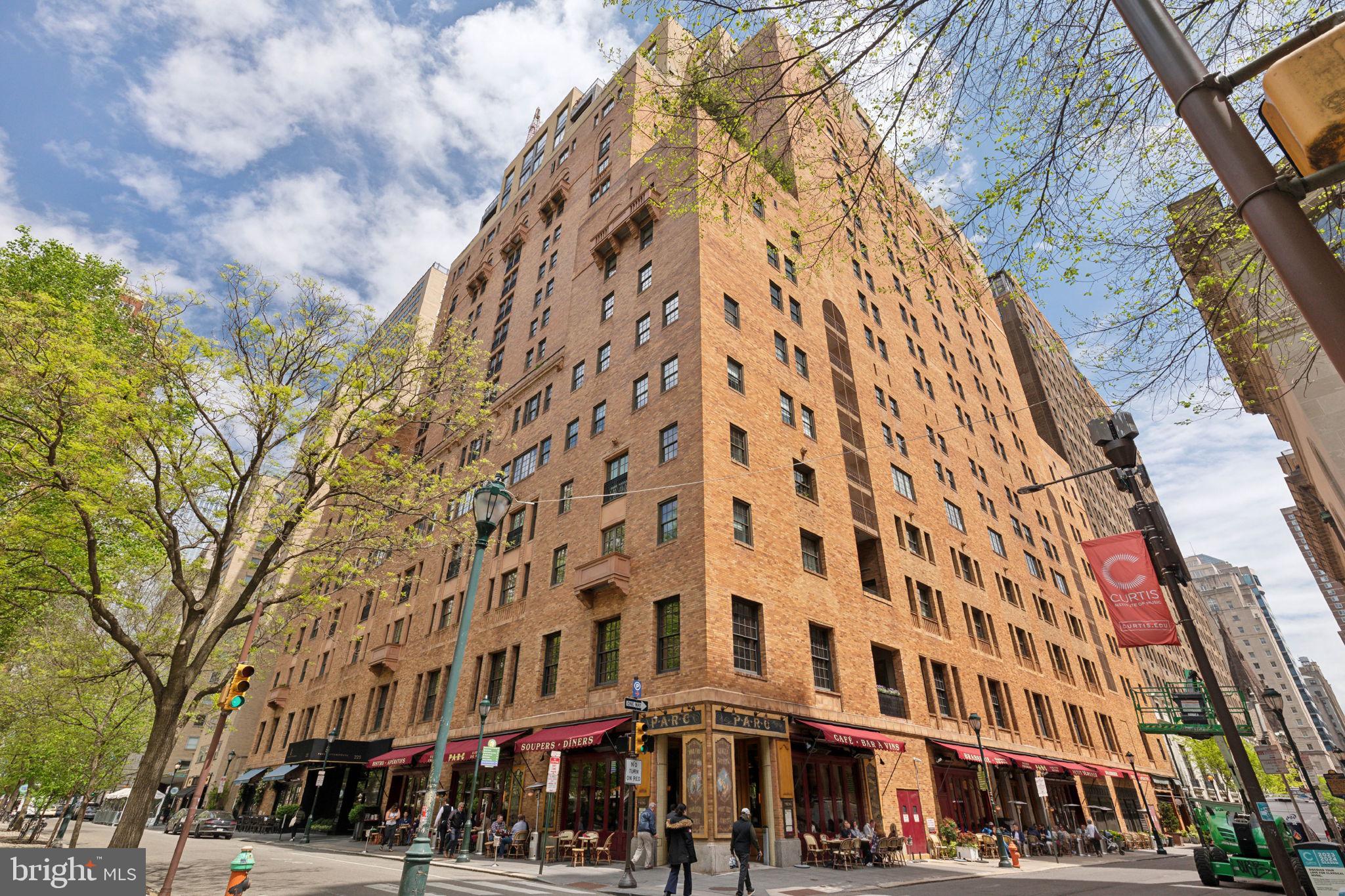 RITTENHOUSE SQUARE - Residential