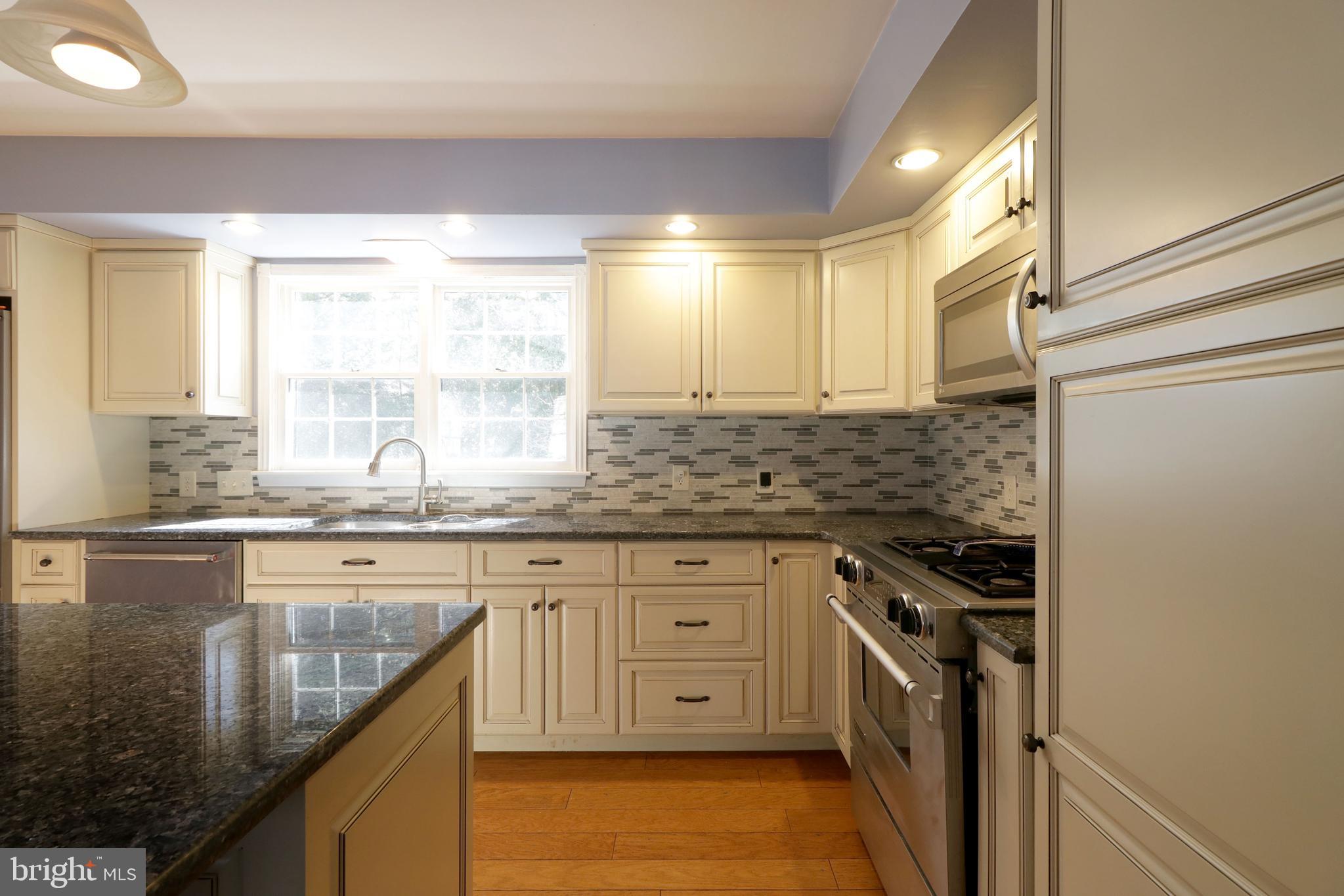 HARRIS ACRES - Residential