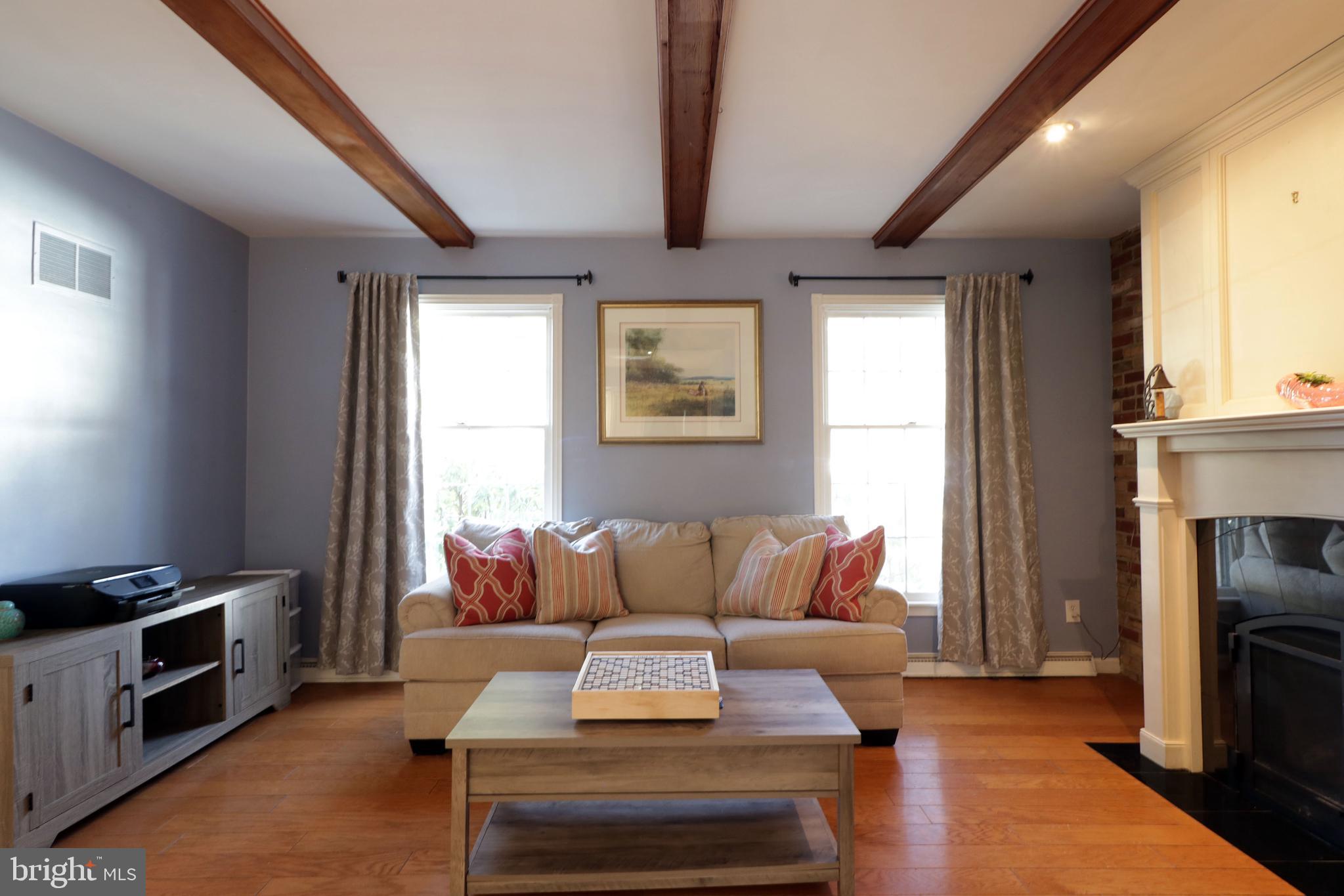 HARRIS ACRES - Residential
