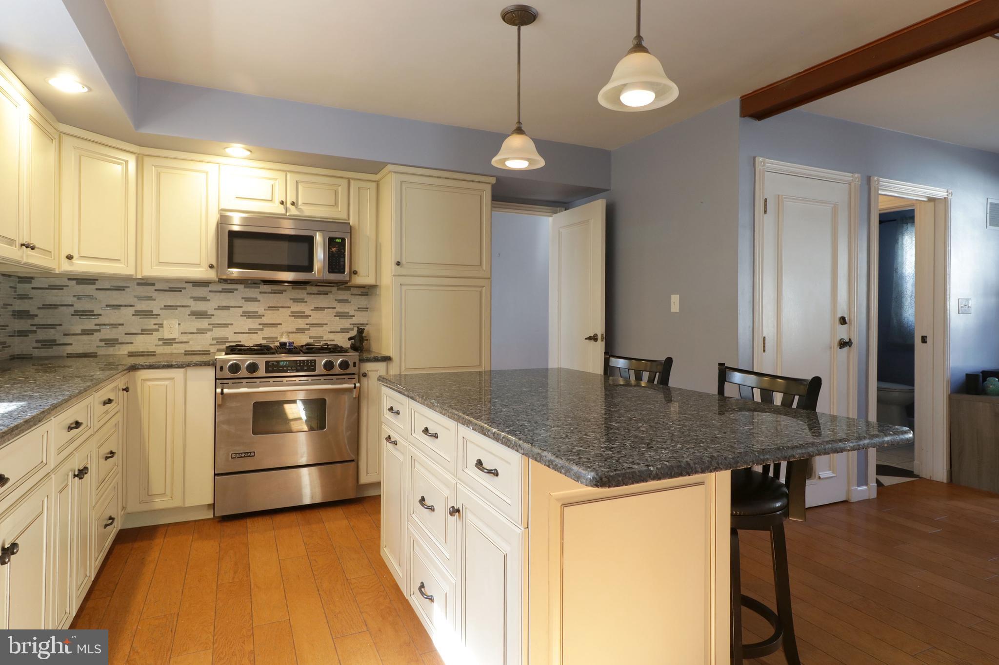 HARRIS ACRES - Residential