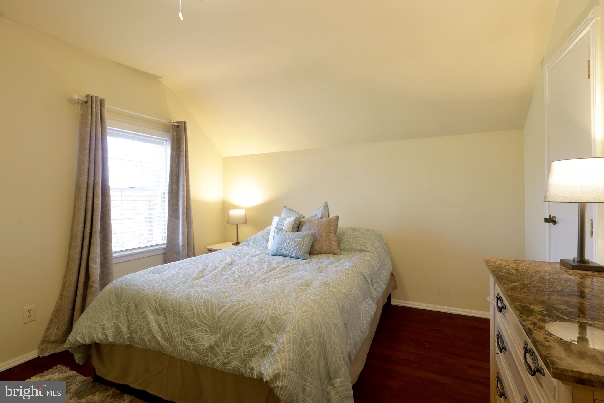 HARRIS ACRES - Residential