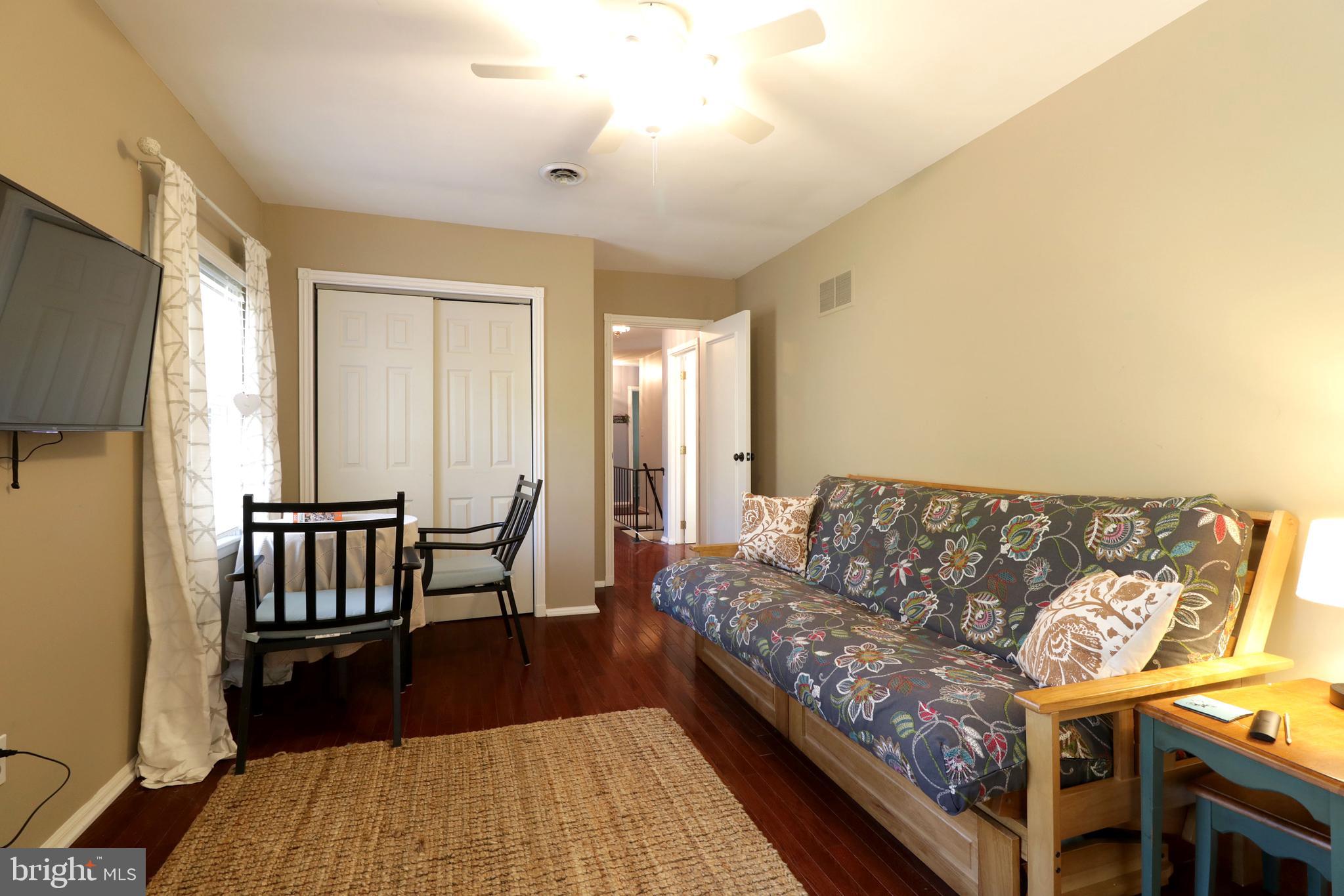 HARRIS ACRES - Residential