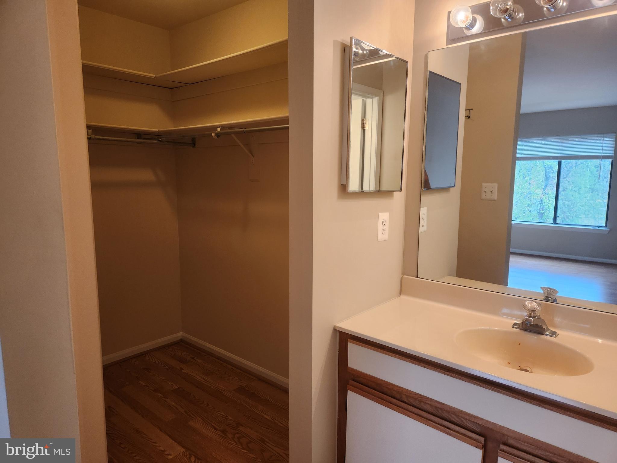 BATTERY HEIGHTS - Residential Lease