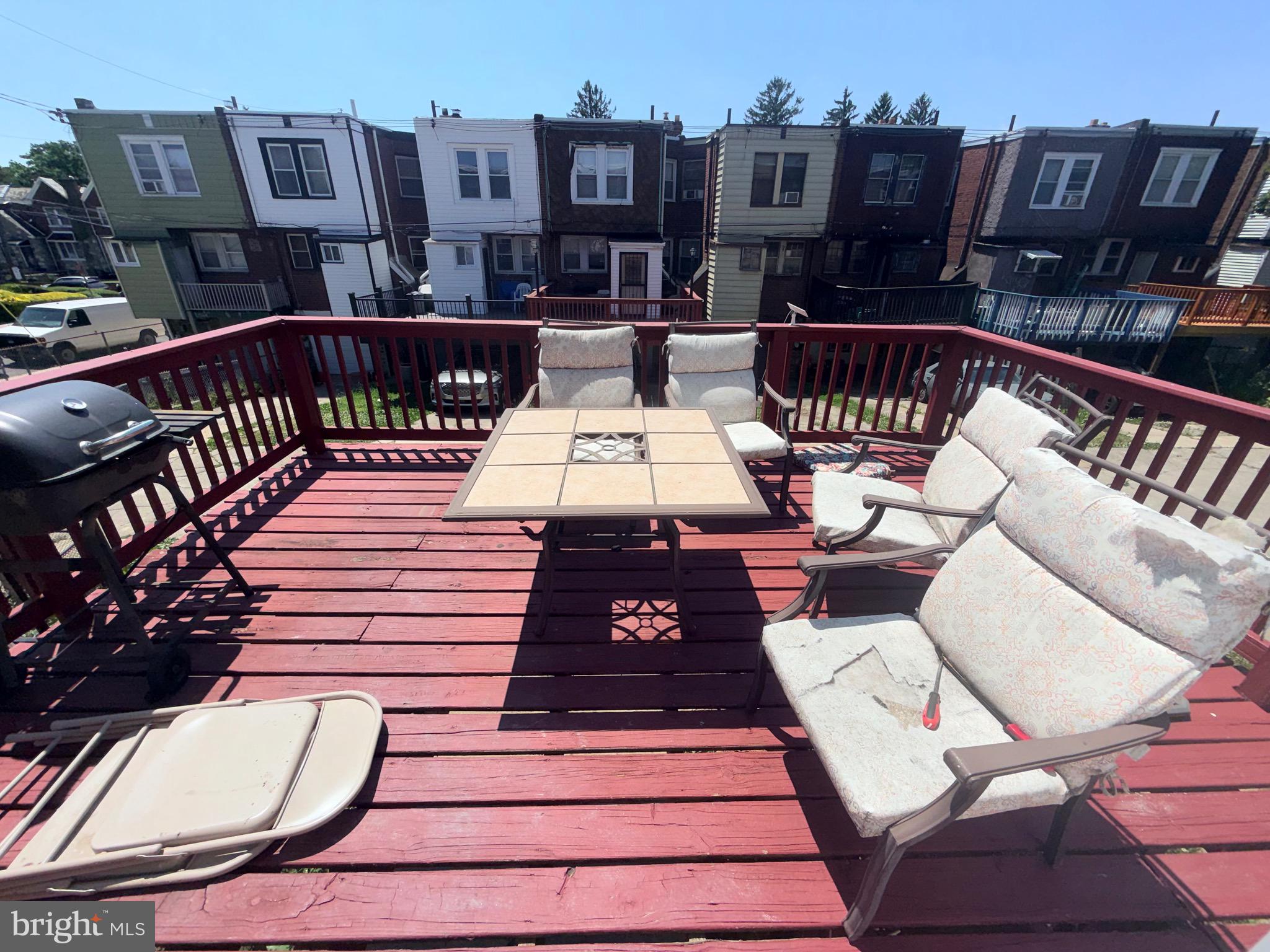 WEST OAK LANE - Residential