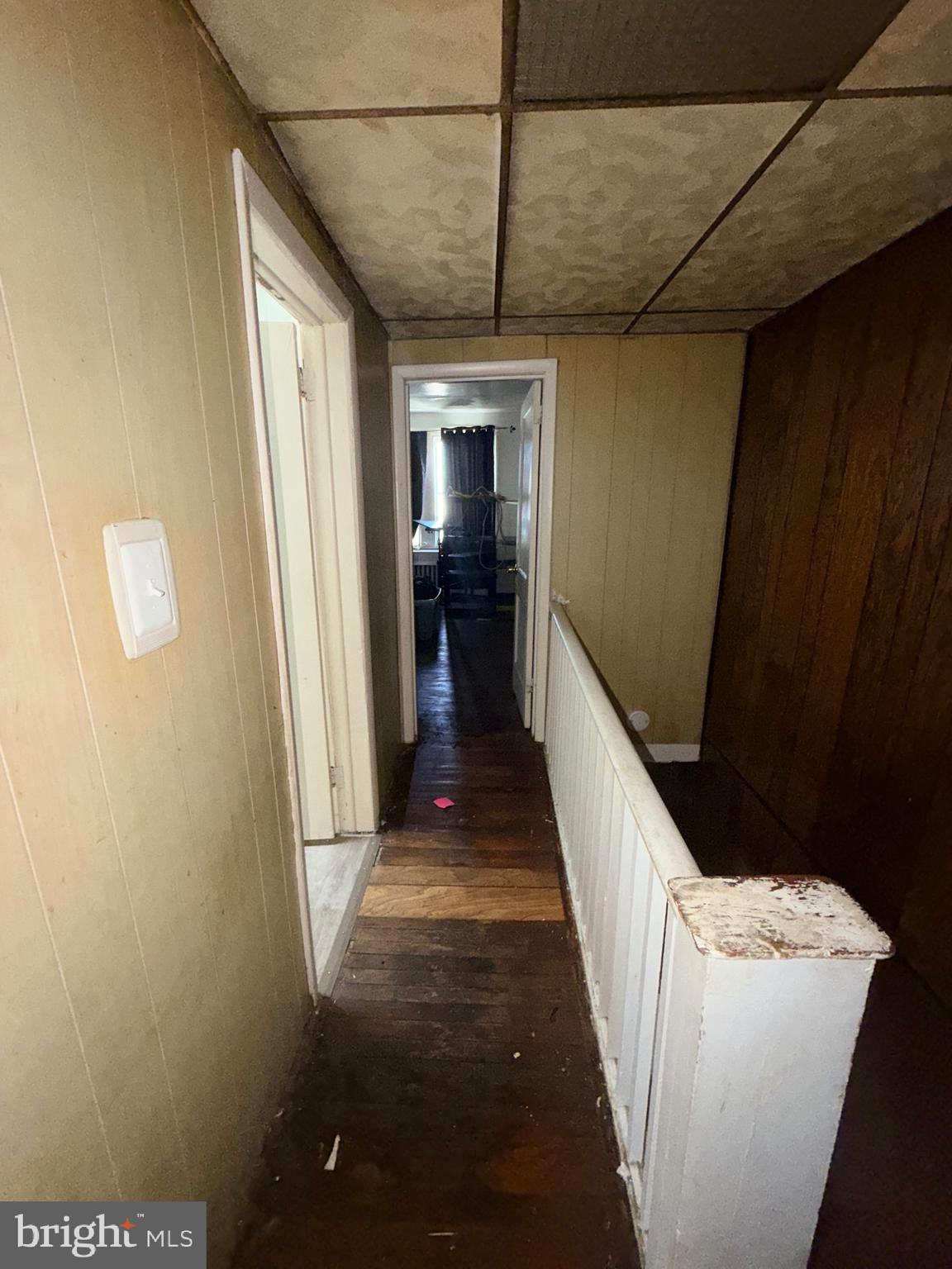 WEST OAK LANE - Residential