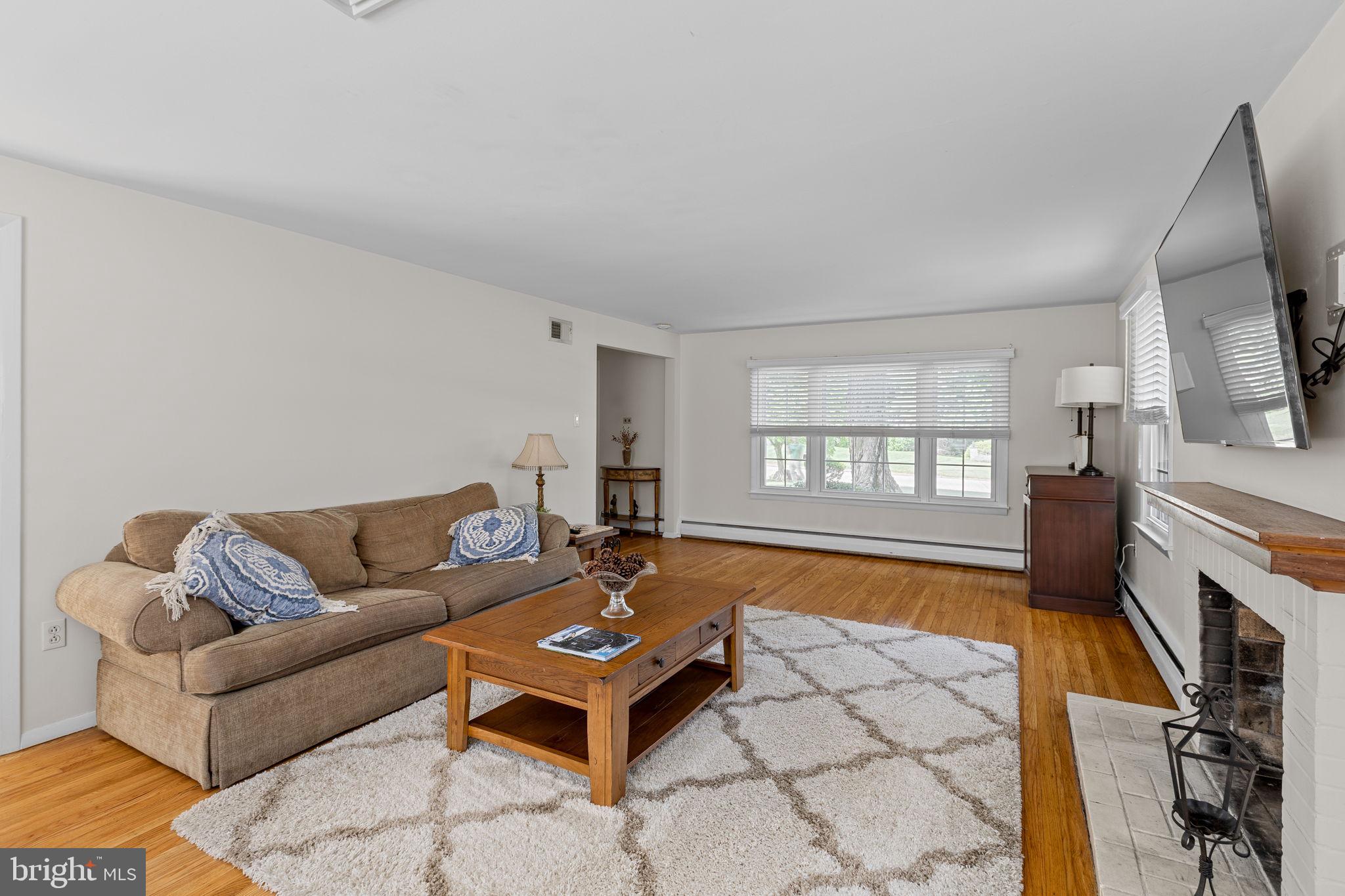 MAPLE GLEN - Residential