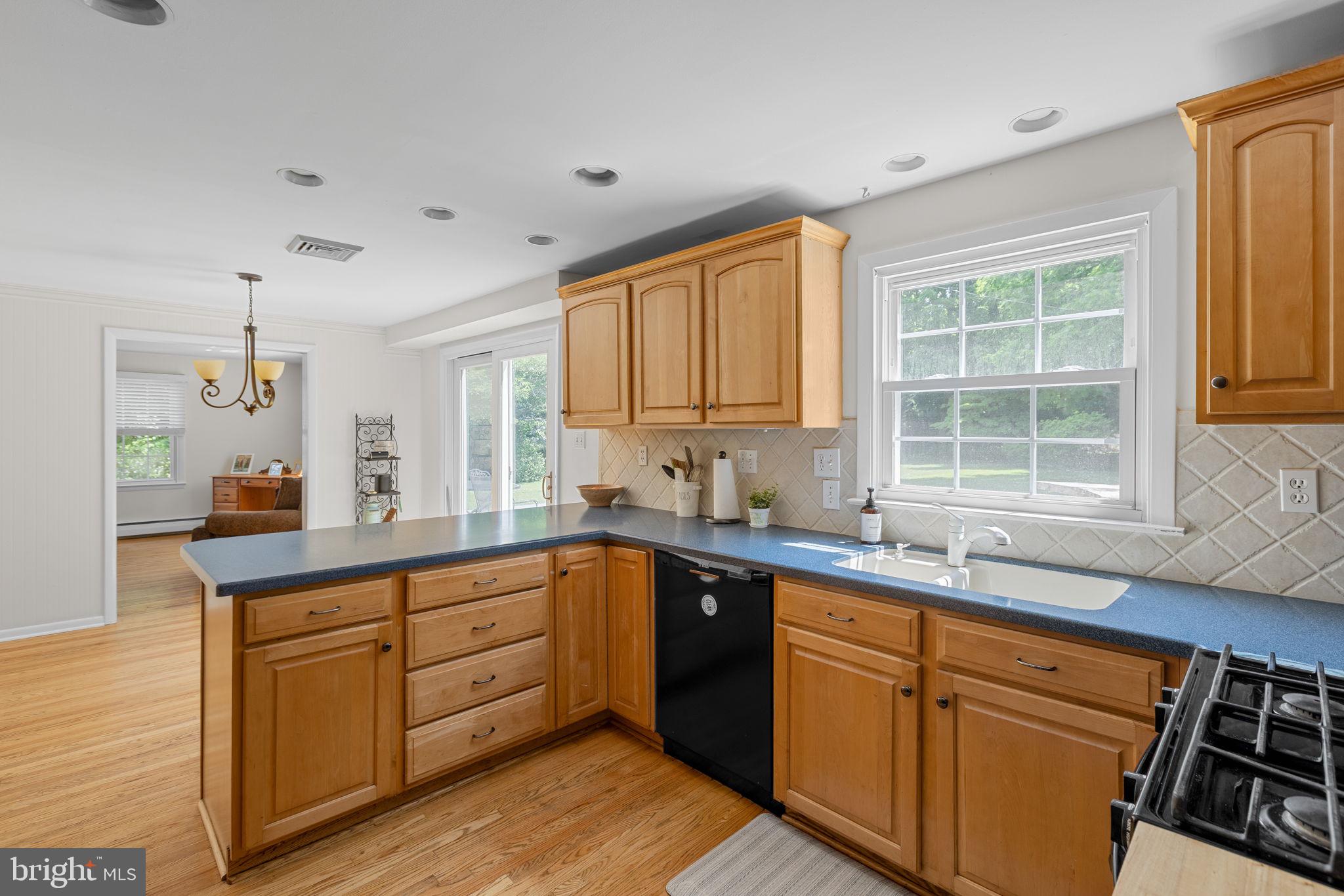 MAPLE GLEN - Residential