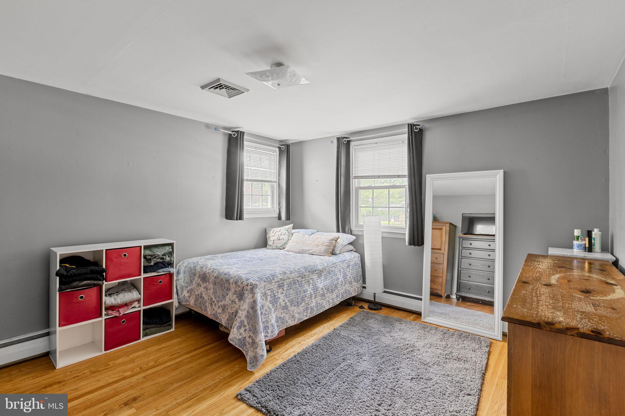 MAPLE GLEN - Residential