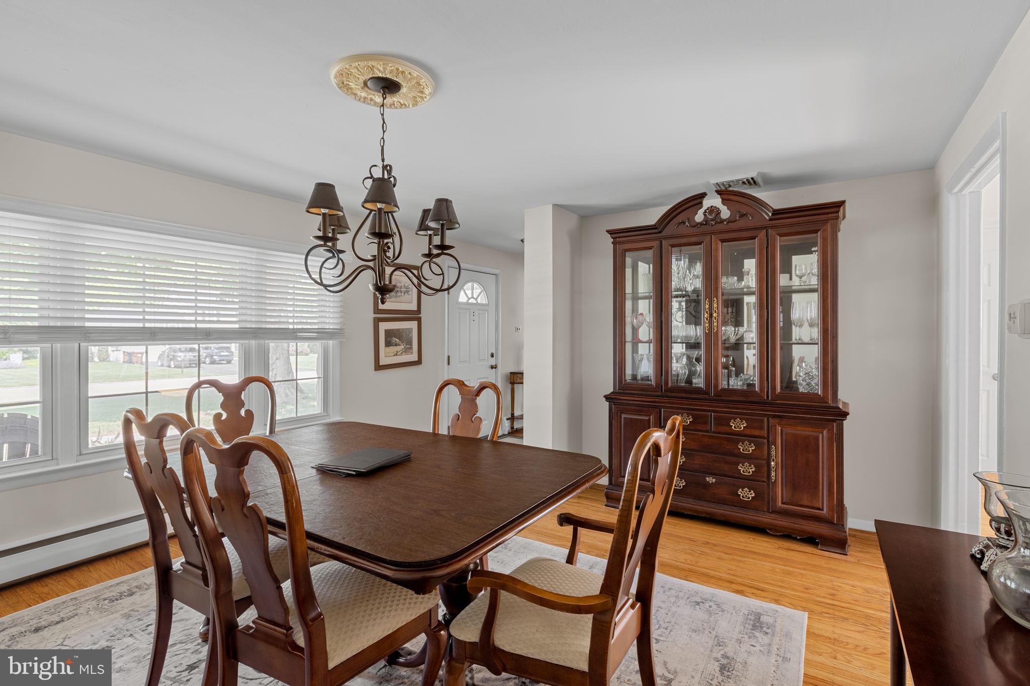 MAPLE GLEN - Residential