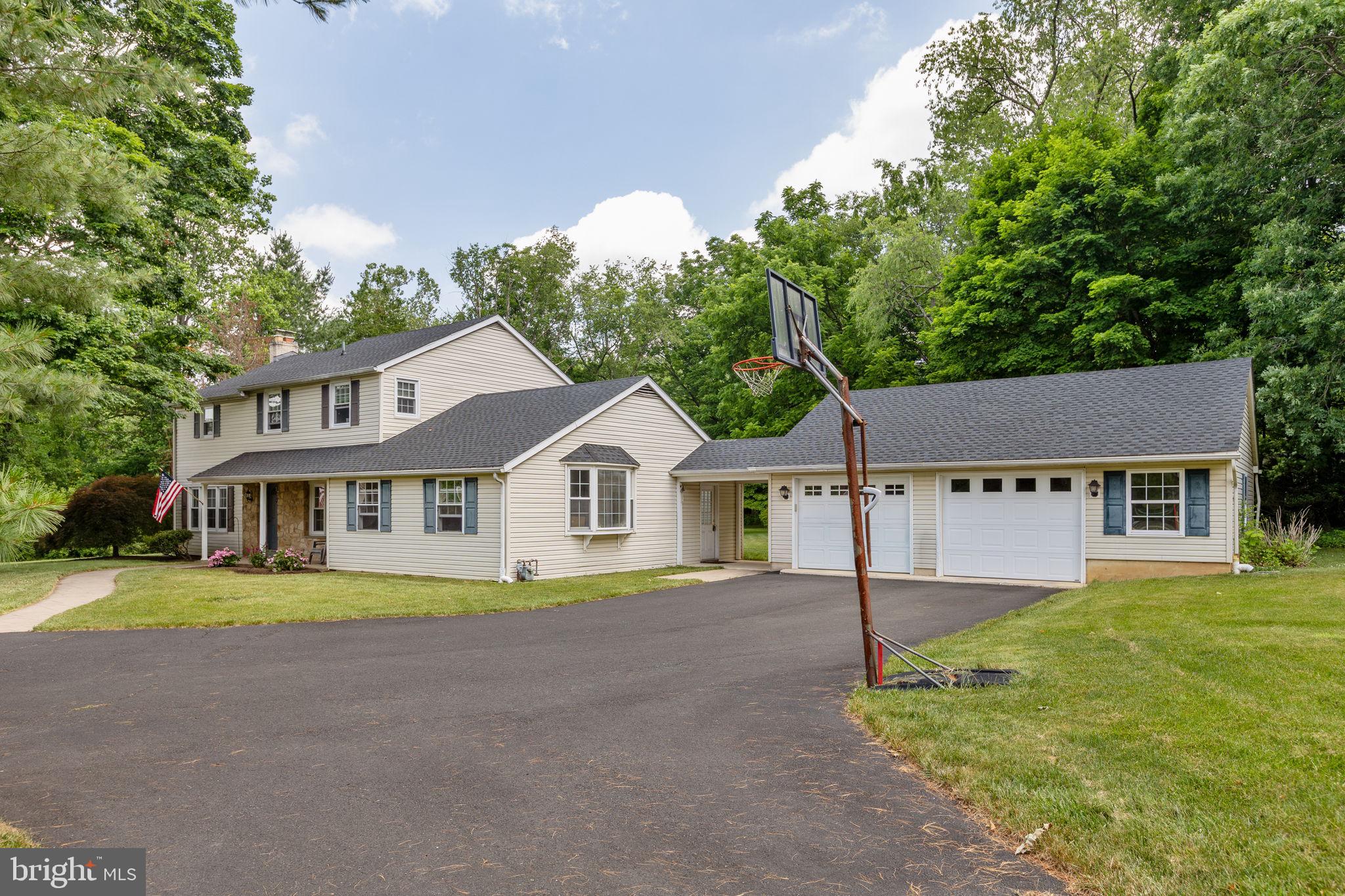 MAPLE GLEN - Residential