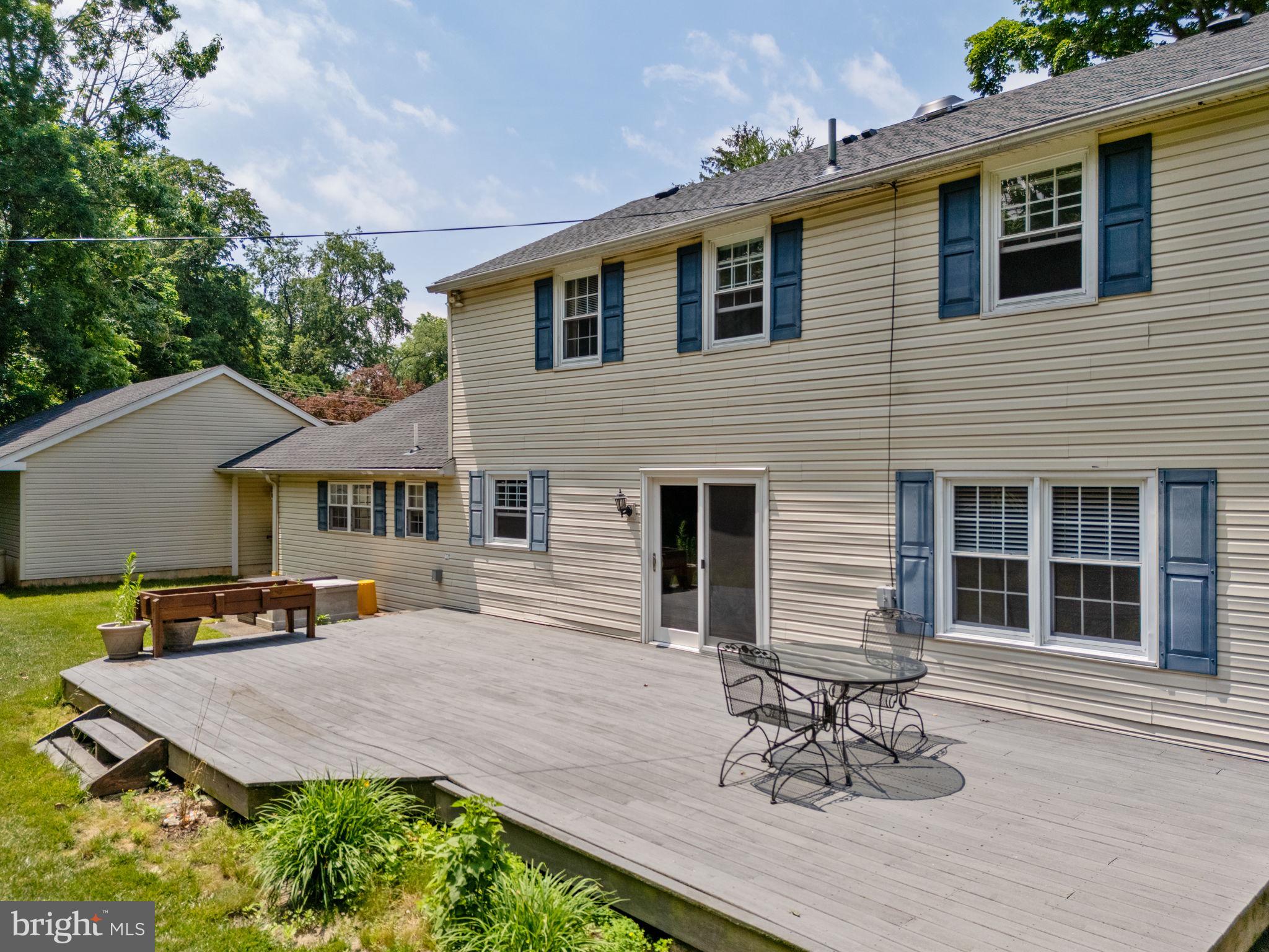 MAPLE GLEN - Residential
