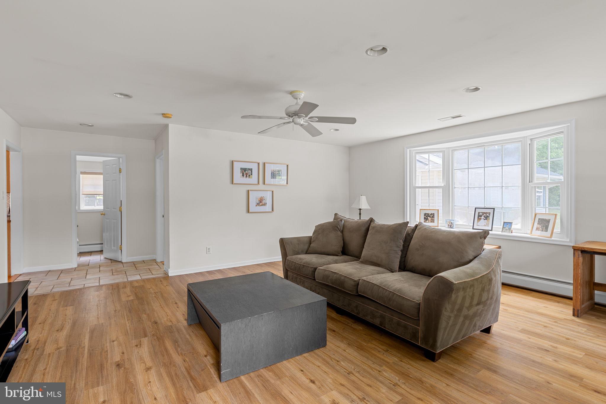 MAPLE GLEN - Residential