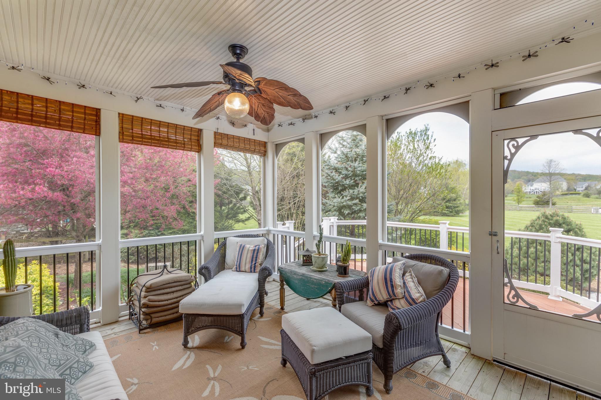RASPBERRY FALLS - Residential