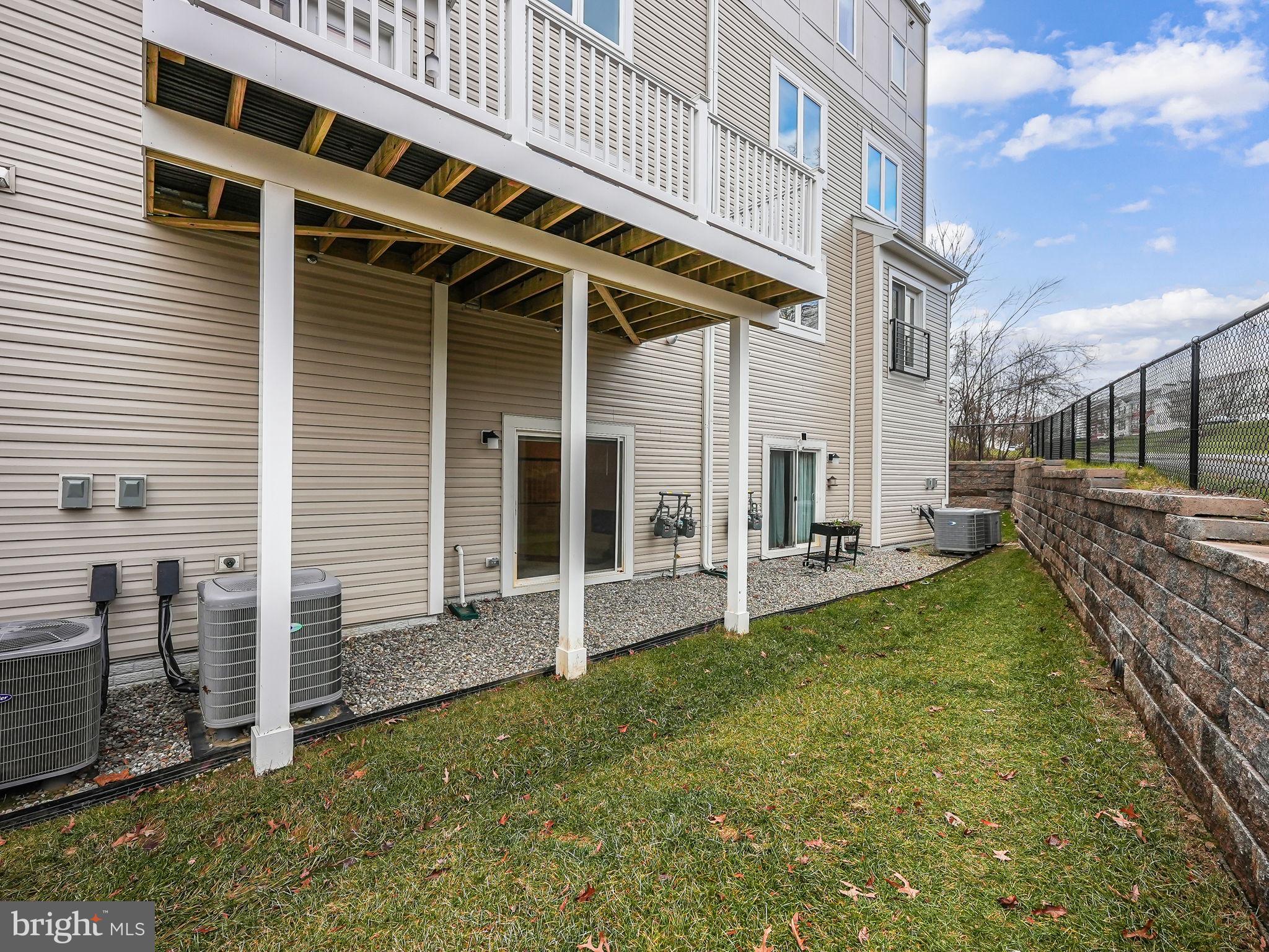 RIPPON LANDING - Residential