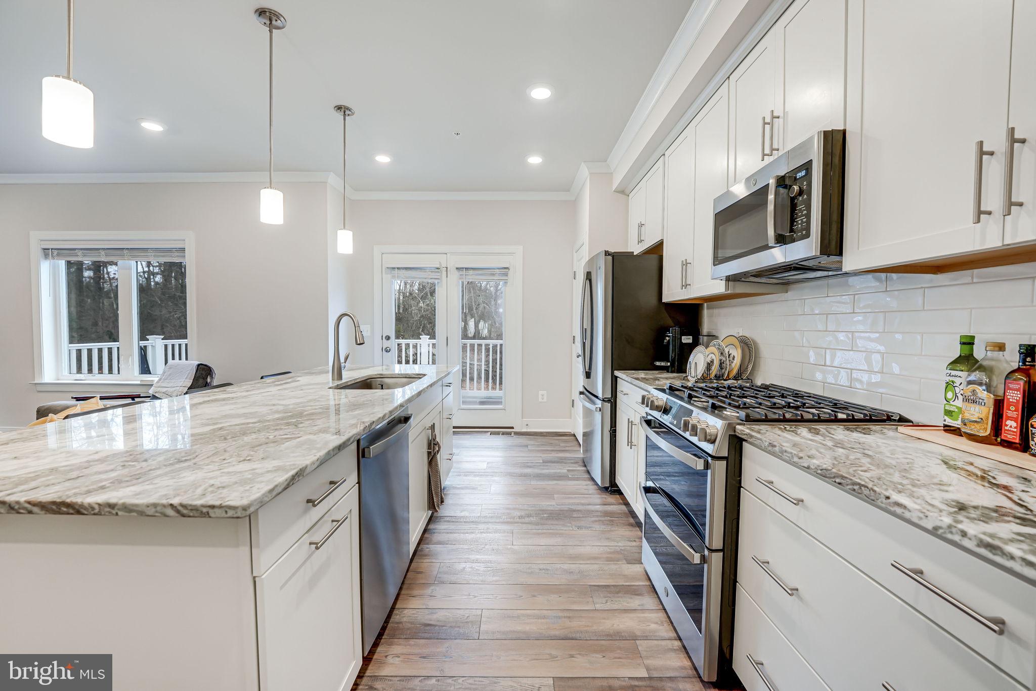 RIPPON LANDING - Residential