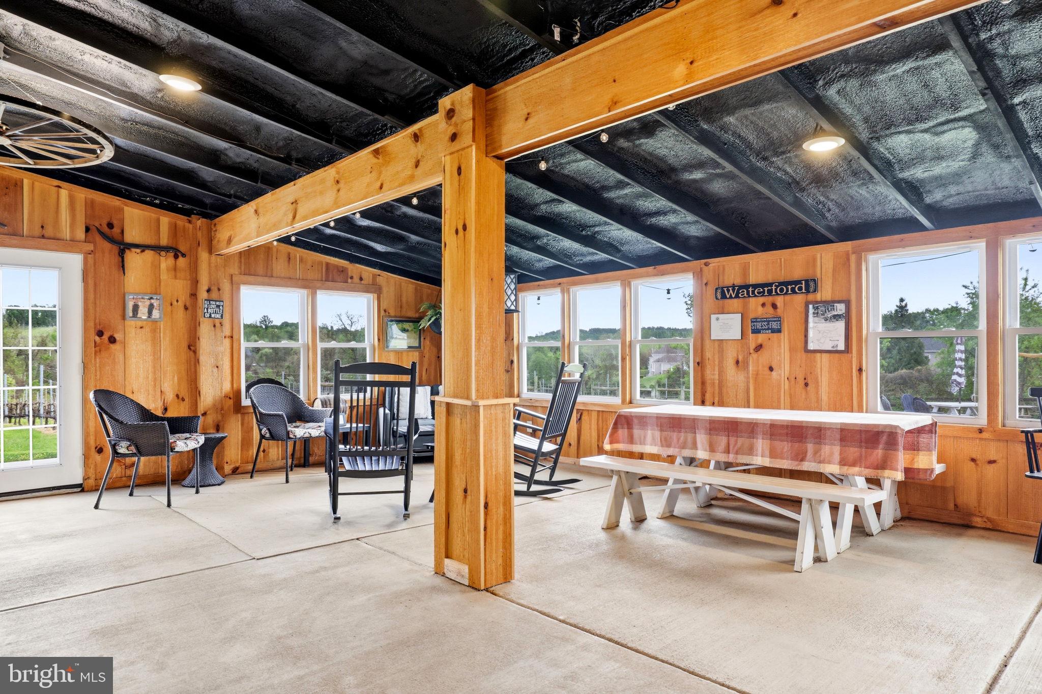 WATERFORD - Commercial Sale