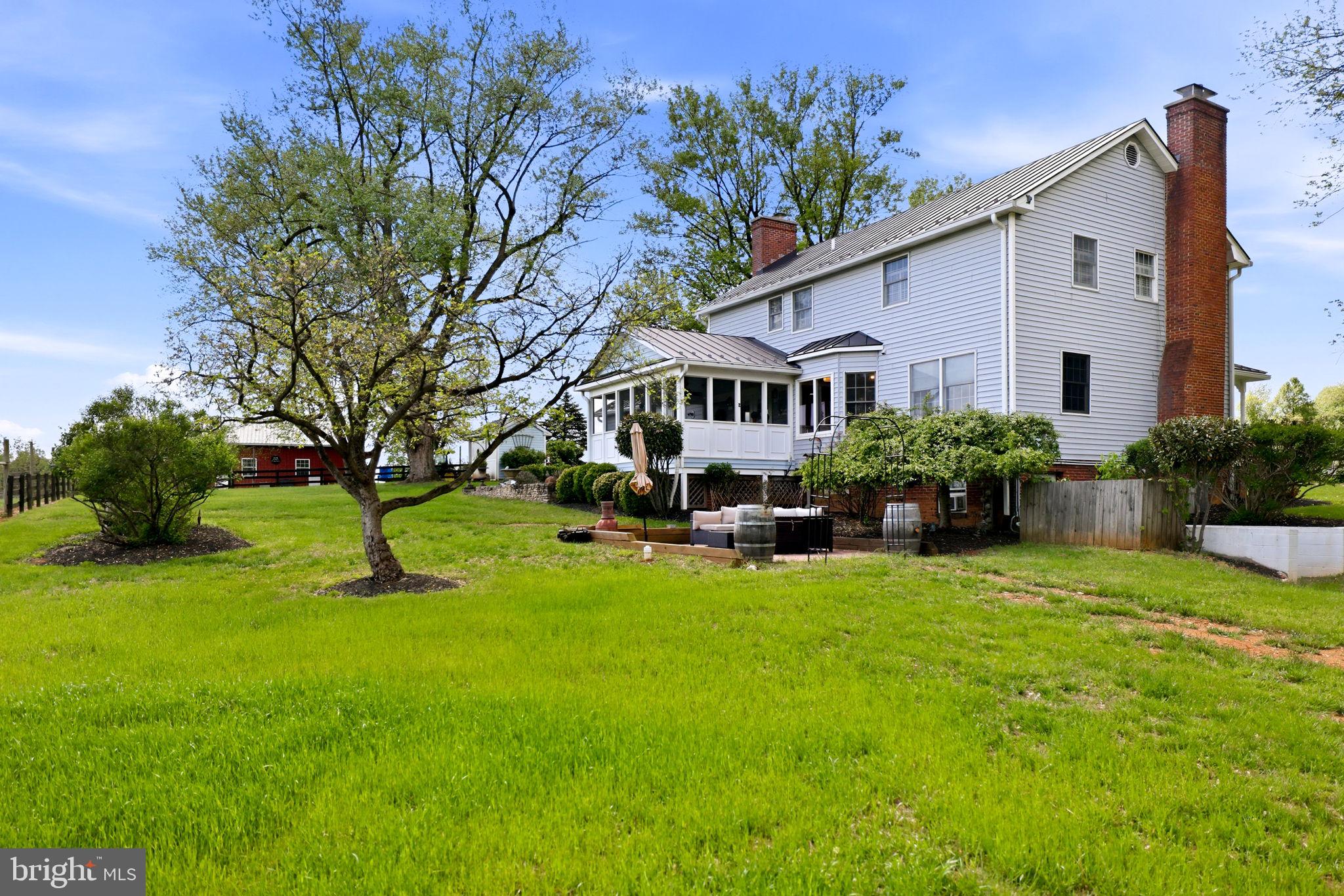WATERFORD - Commercial Sale
