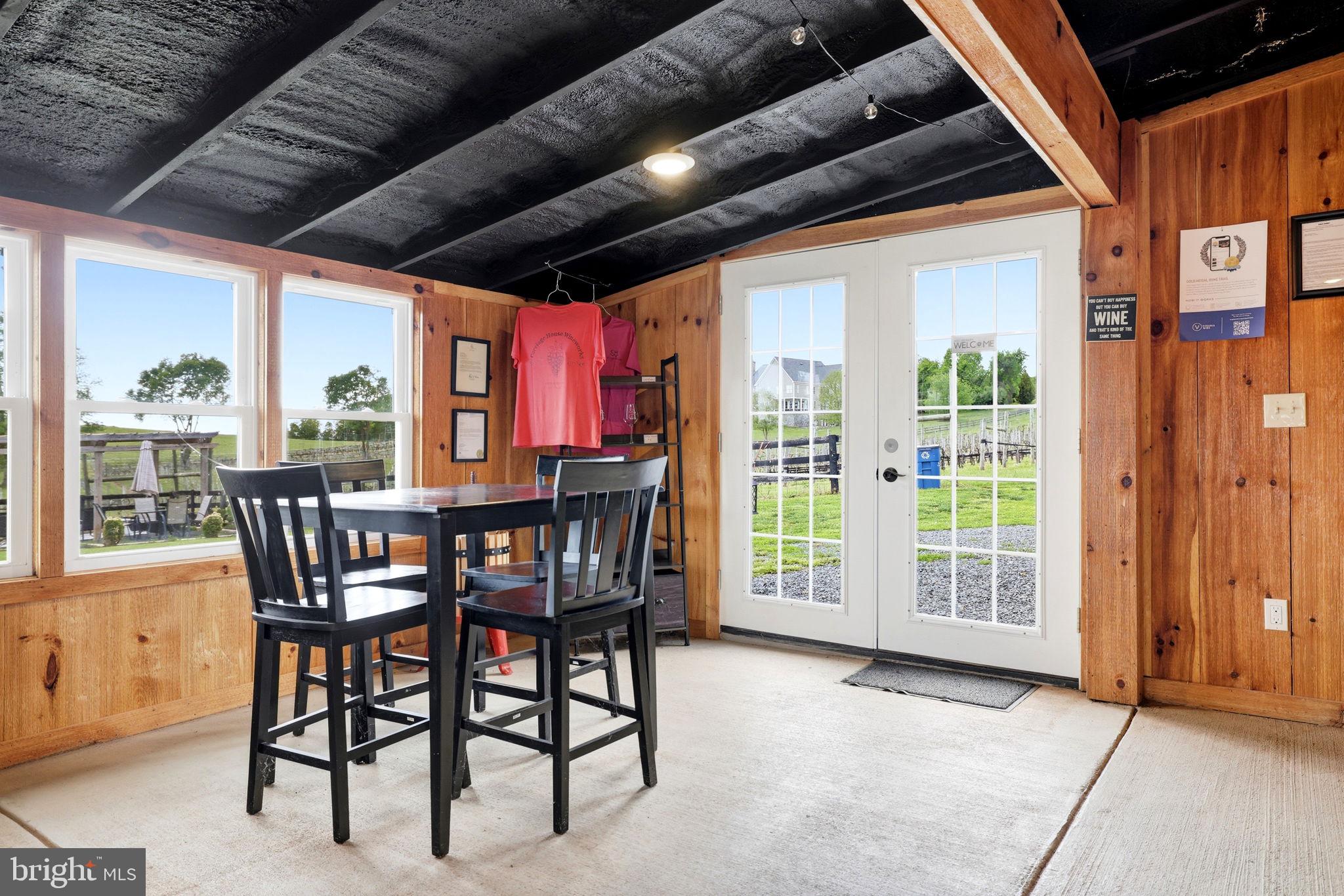 WATERFORD - Commercial Sale