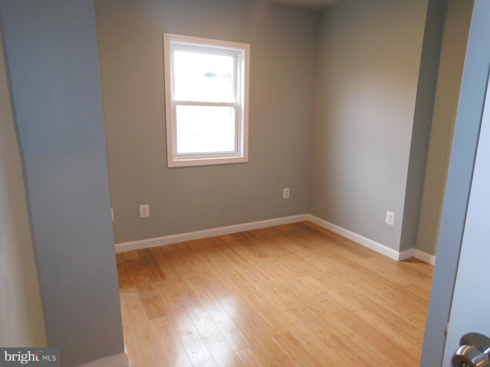 MILL CREEK - Residential