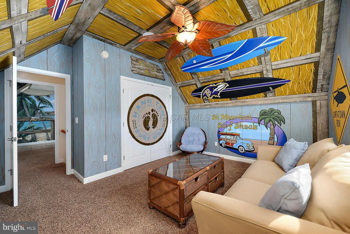 CAINE KEYS II EXT - Residential