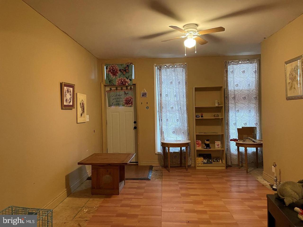 WOODMERE - Residential
