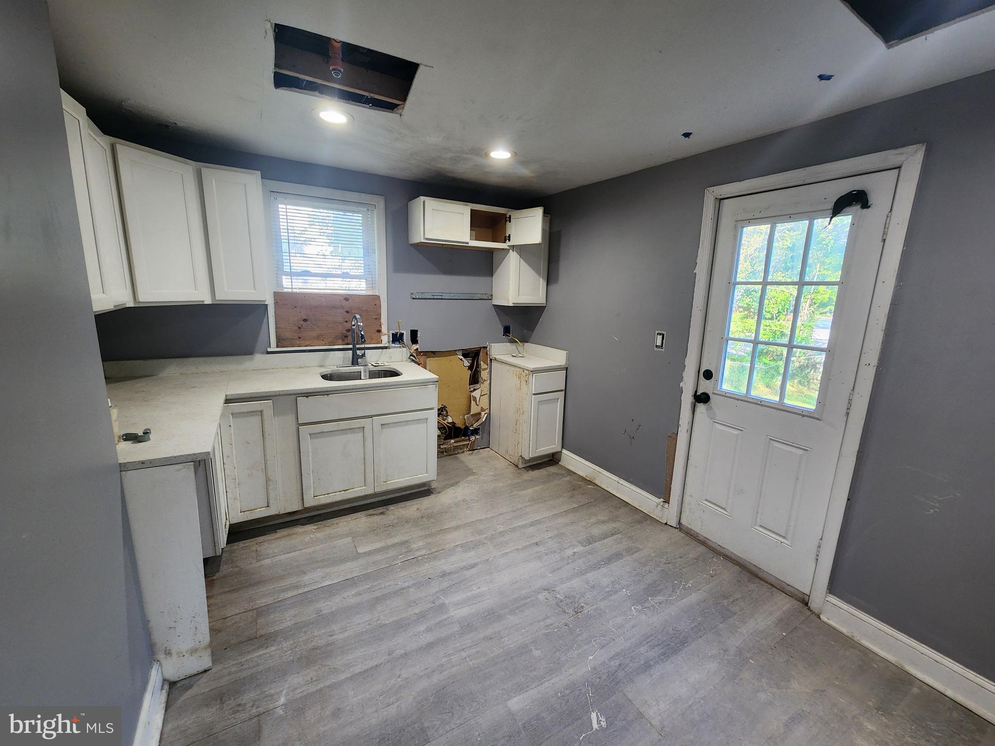 ARLINGTON - Residential