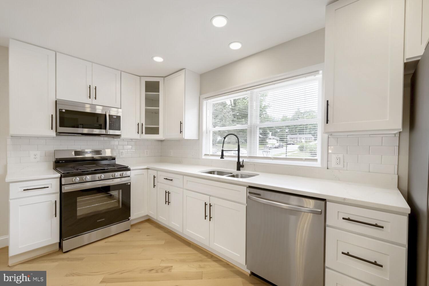 HATHAWAY - Residential