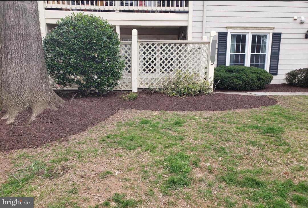 Lovely 2 BR, 2 Full bath unit with convenient patio area. Ground level.  Bedrooms are on opposite sides of the apartment.  Good floorplan. Please note Landlord requires a 700 credit score via tenant screening.  Owner prefers 1st of month for possession start date/lease start.