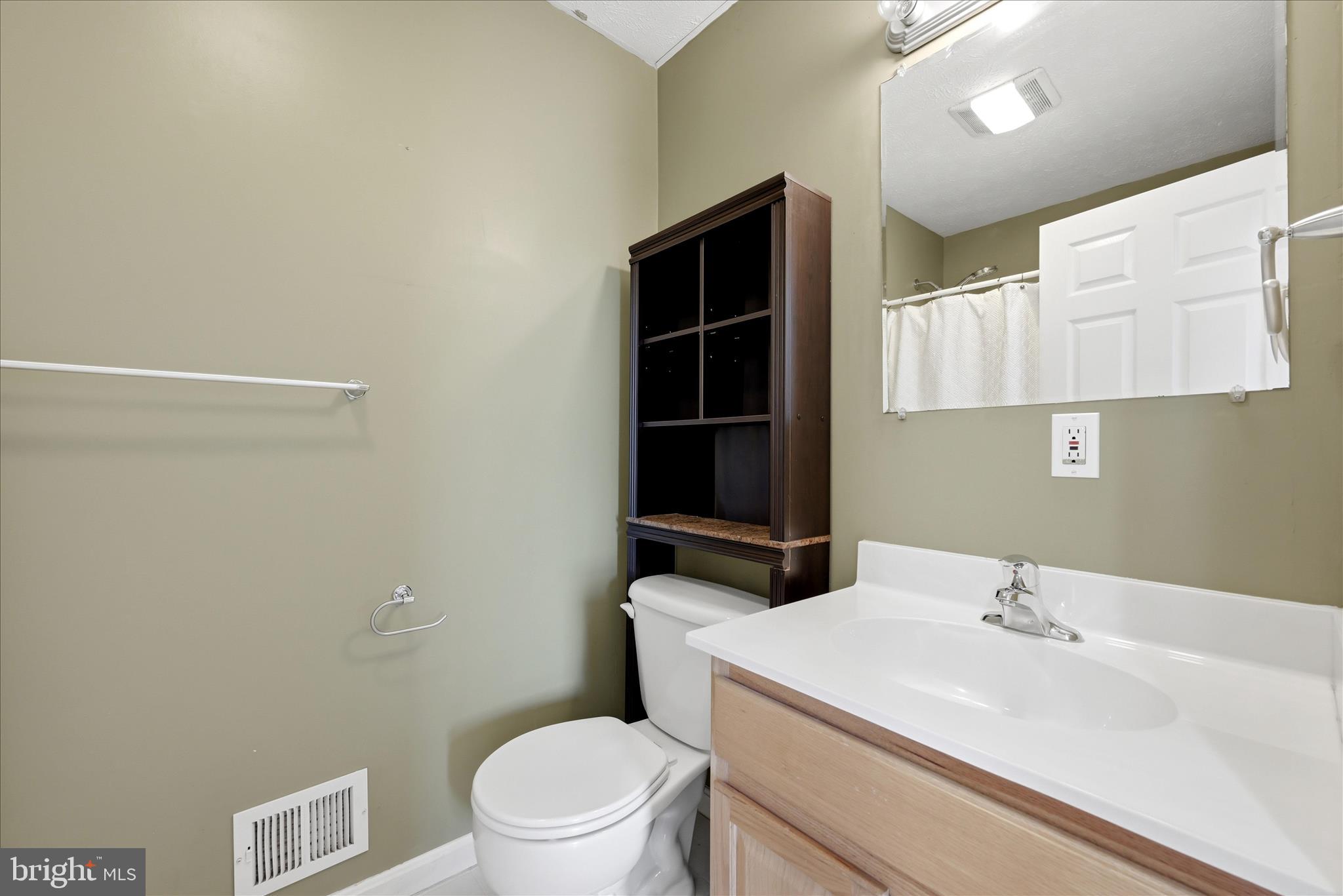 RAM HILL ESTATES - Residential