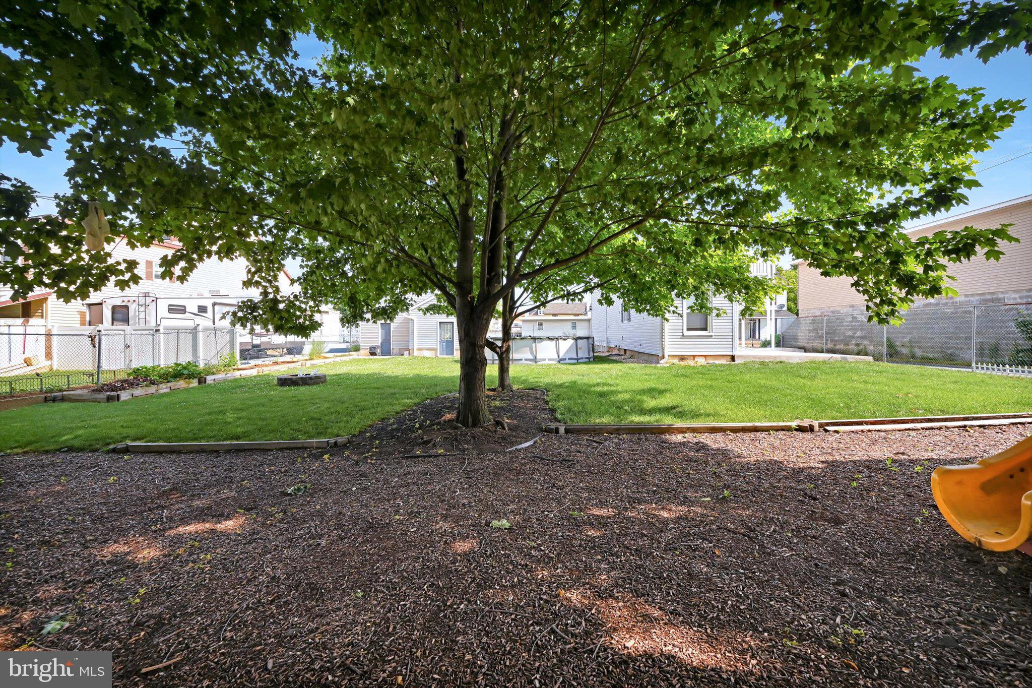 HEBRON - Residential