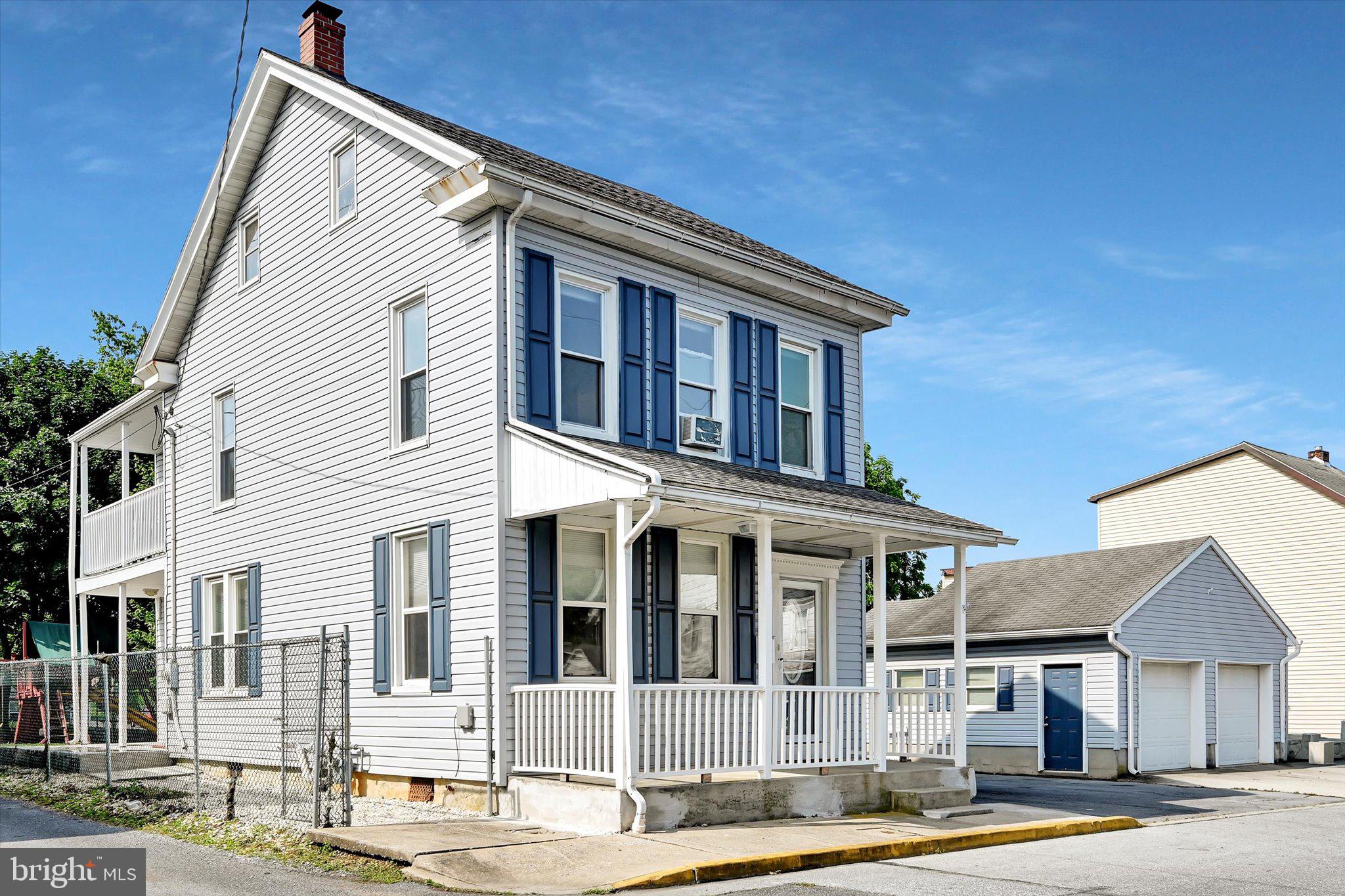 HEBRON - Residential