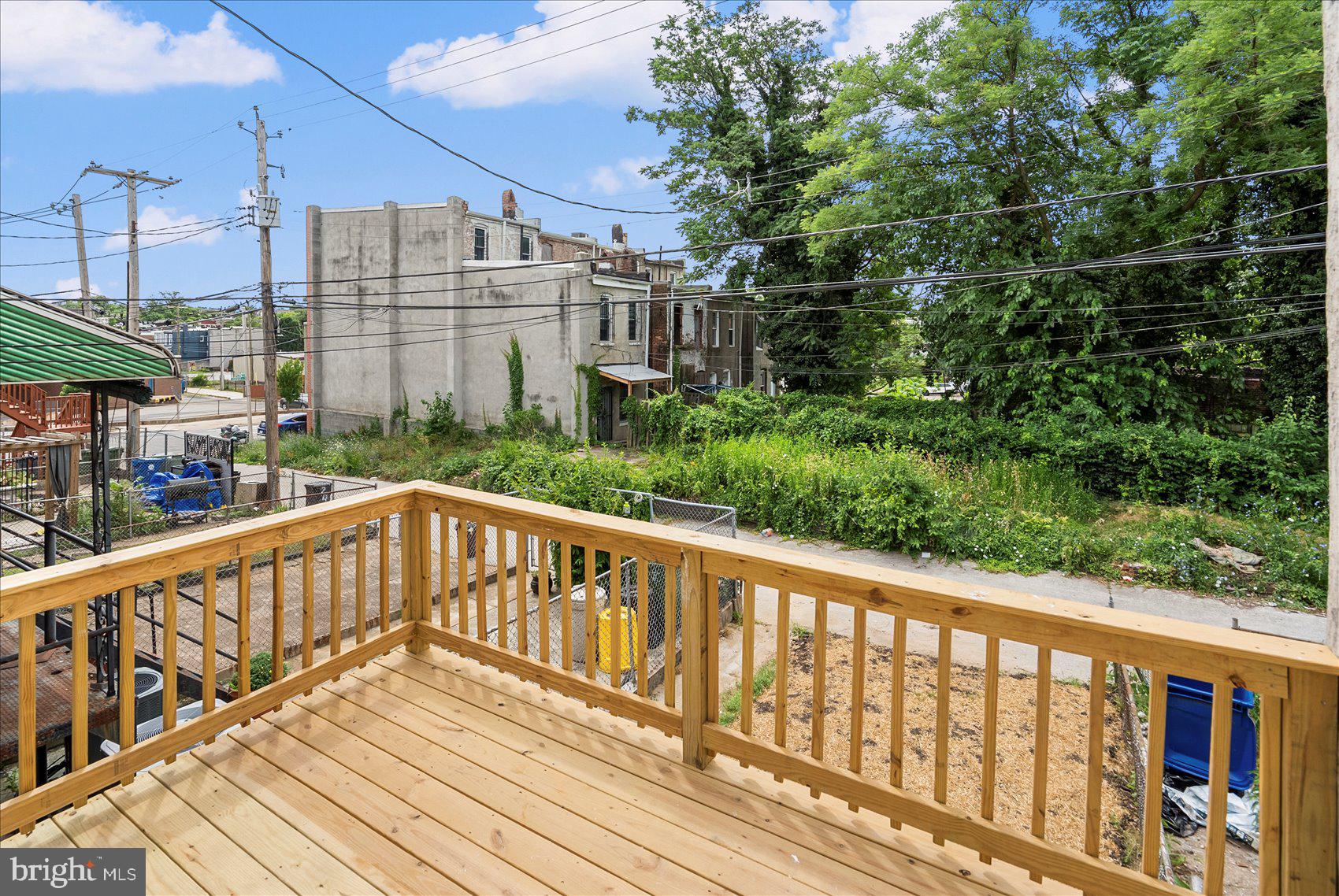 EAST BALTIMORE MIDWAY - Residential