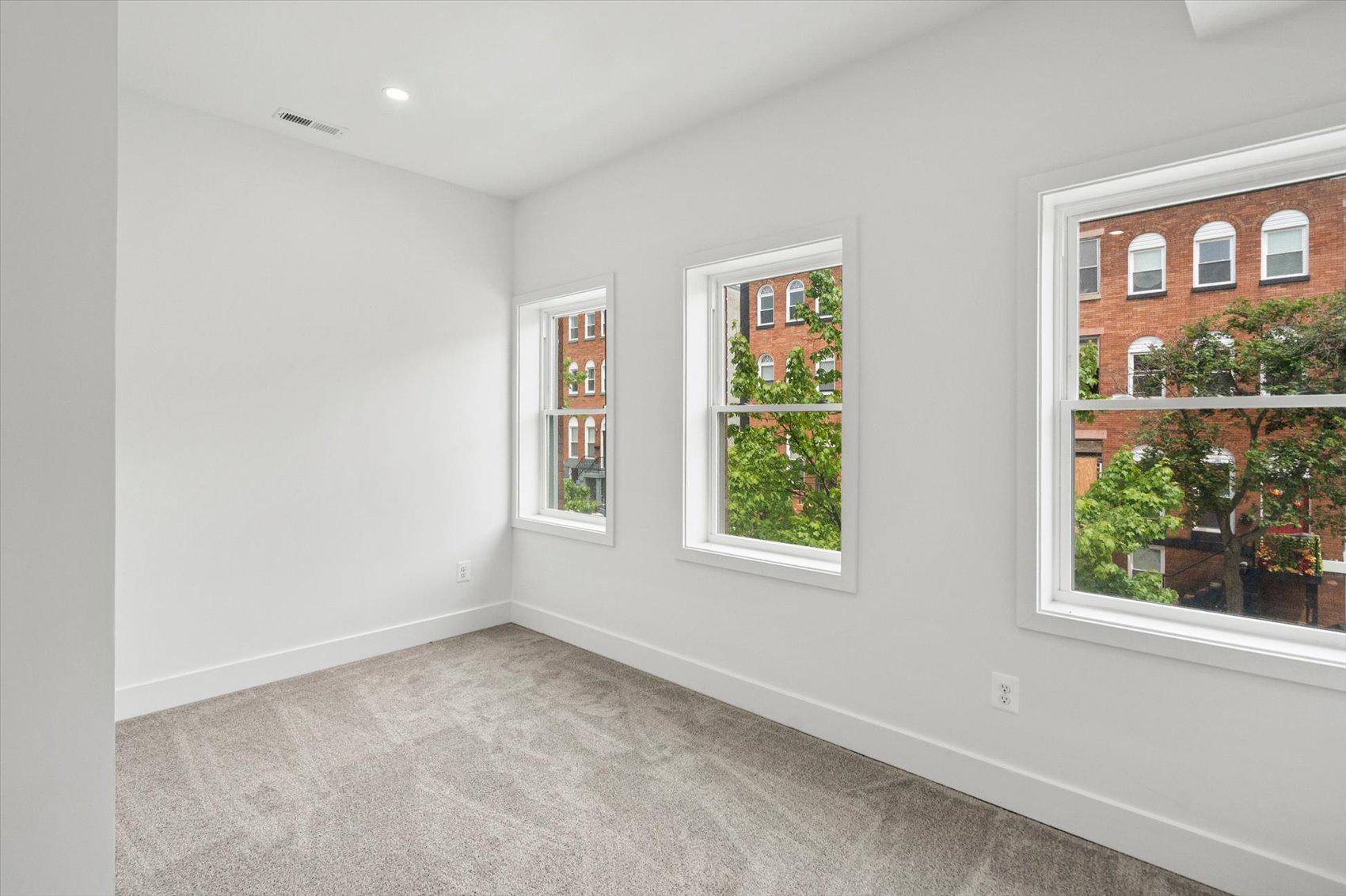 EAST BALTIMORE MIDWAY - Residential