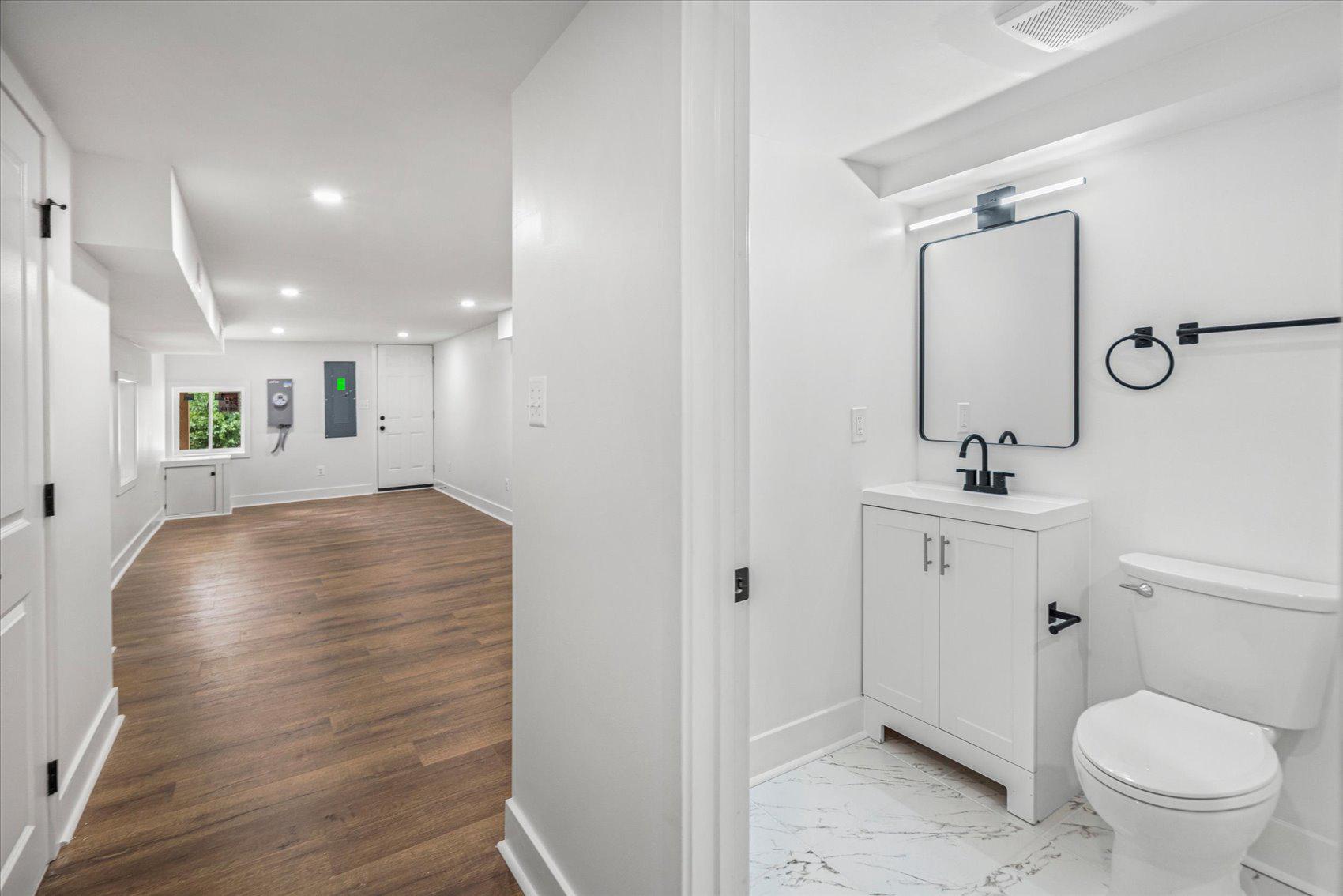 EAST BALTIMORE MIDWAY - Residential
