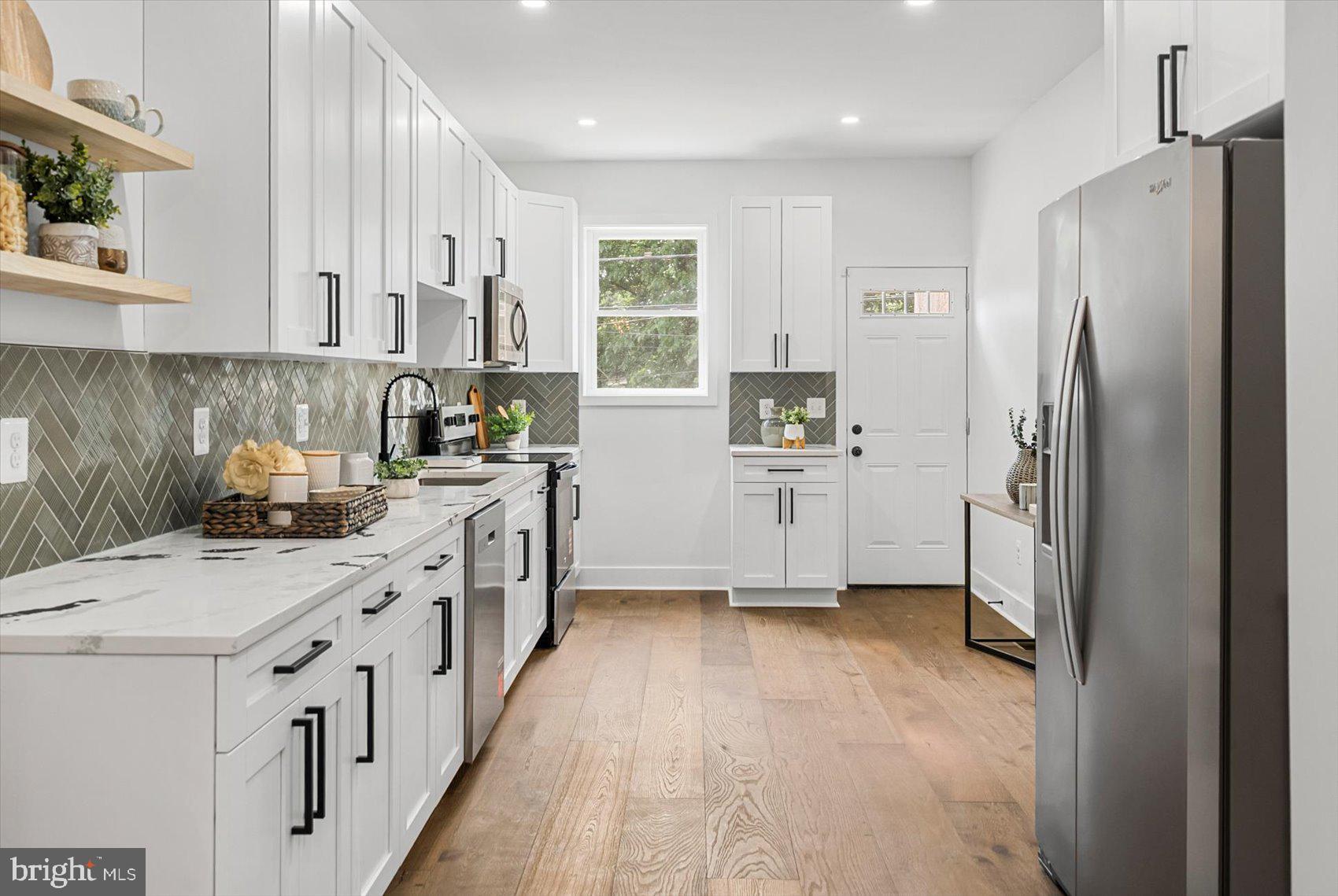 EAST BALTIMORE MIDWAY - Residential