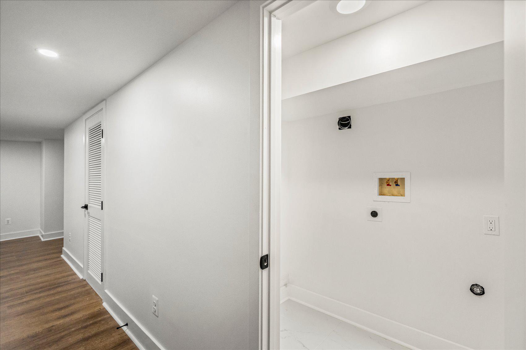 EAST BALTIMORE MIDWAY - Residential