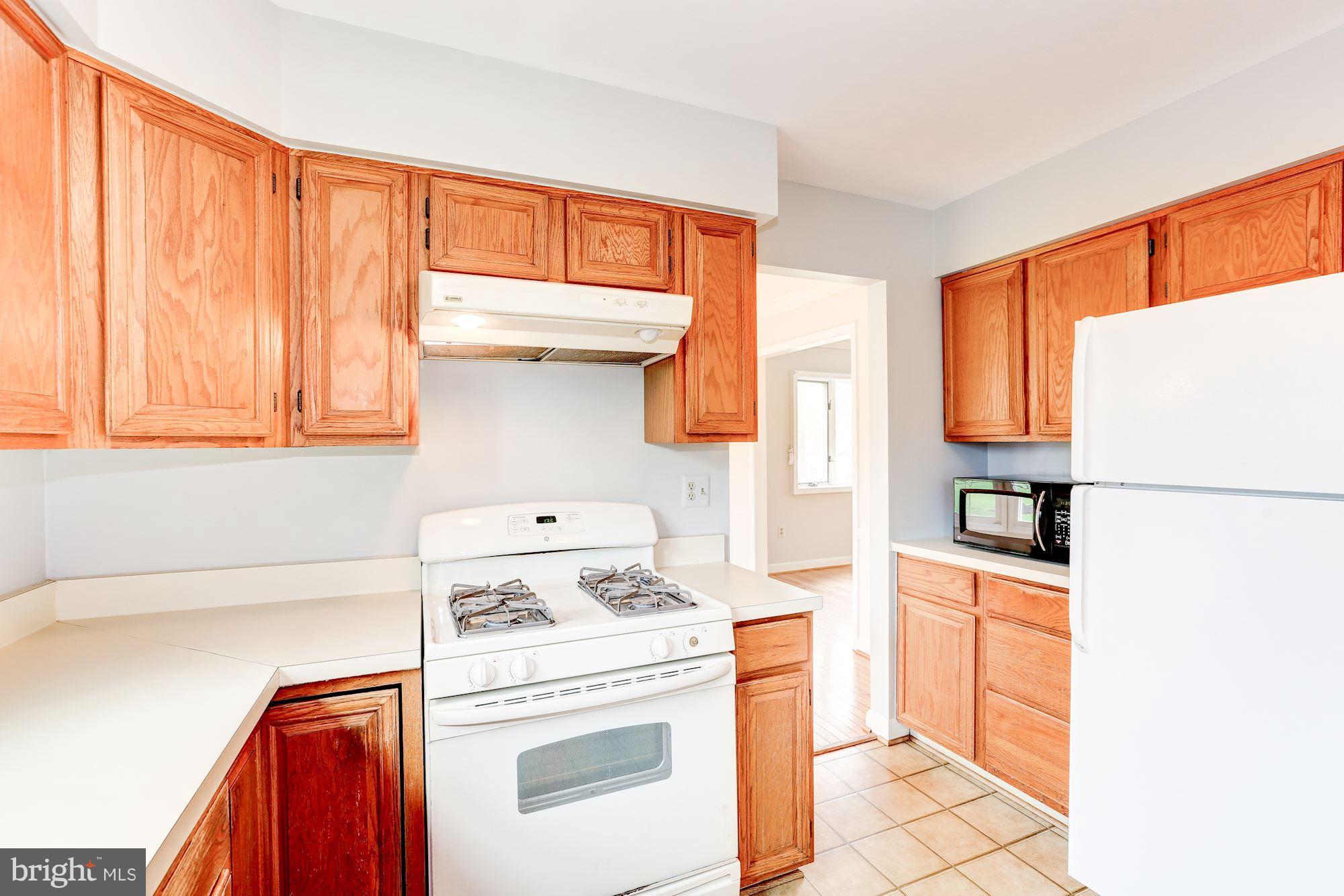 SENECA CHASE - Residential