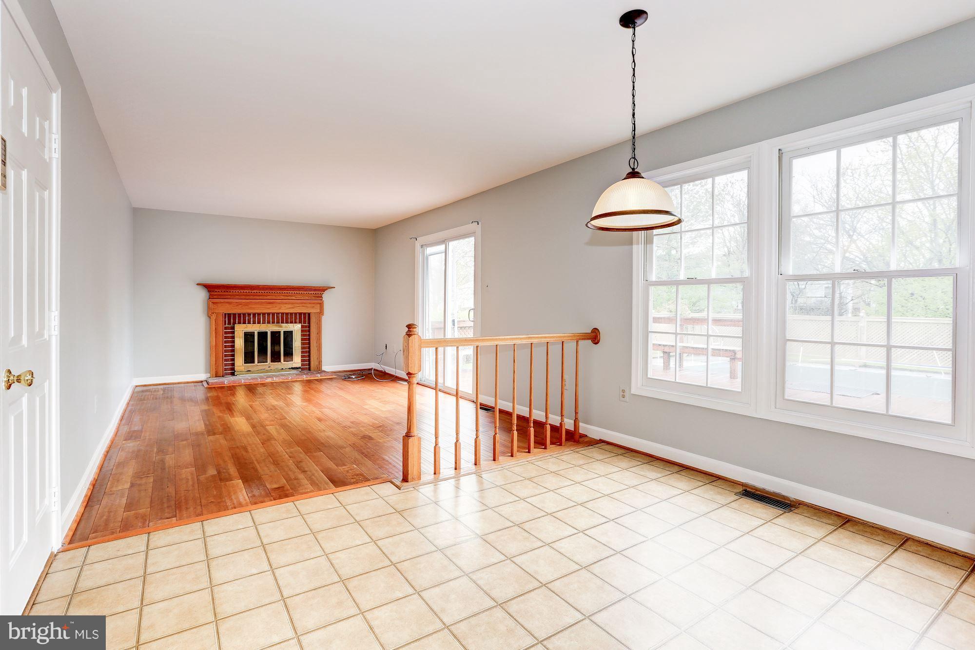 SENECA CHASE - Residential