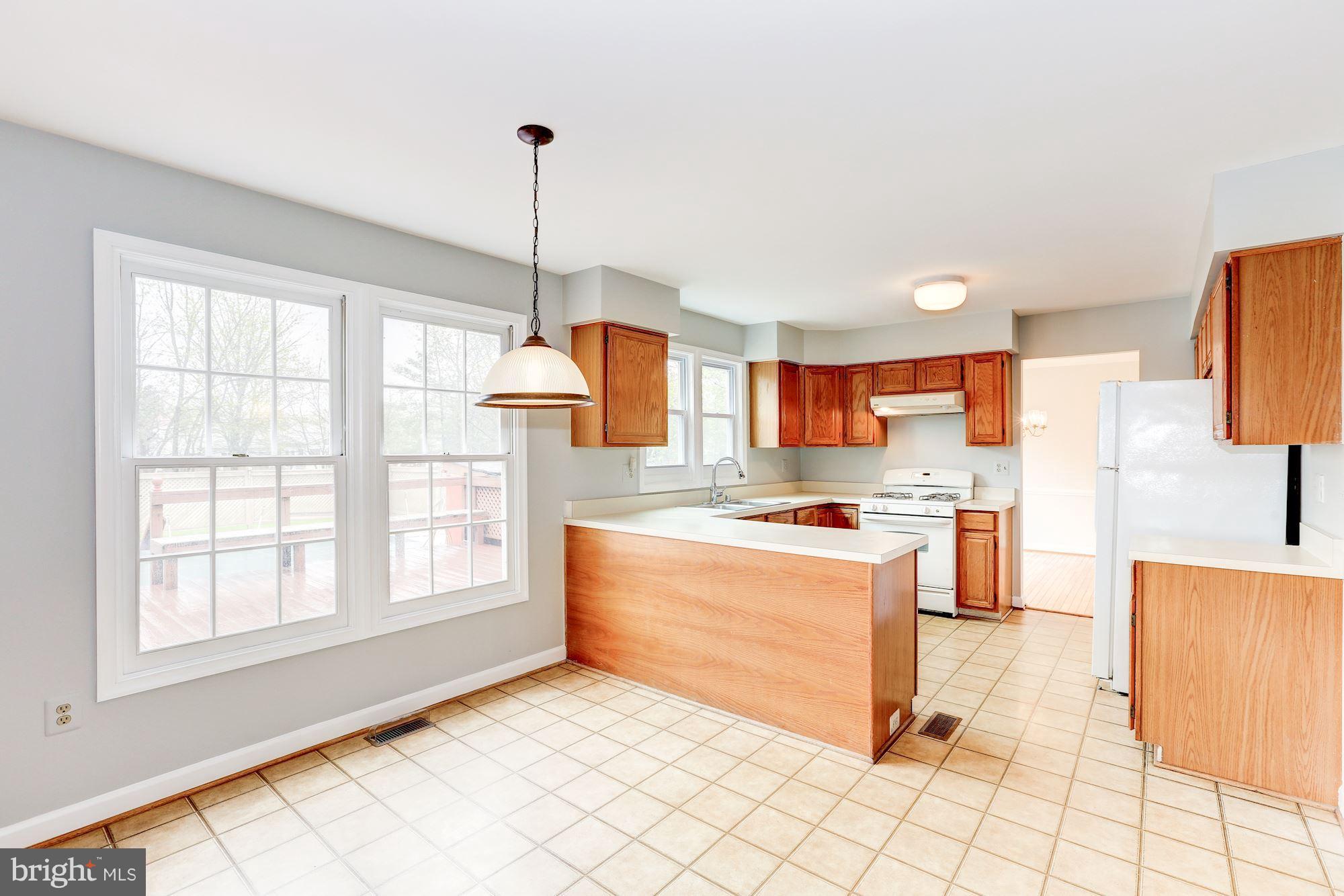SENECA CHASE - Residential