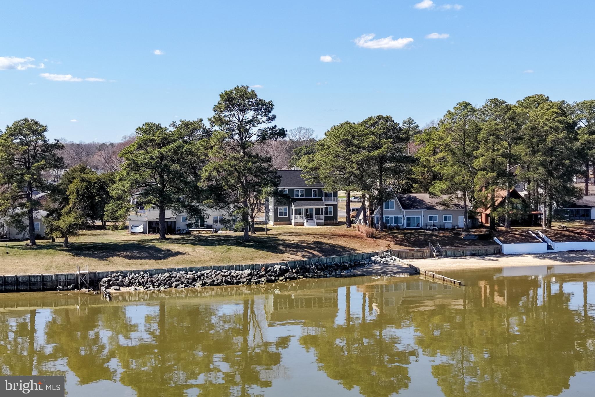 WESTMORELAND SHORES - Residential