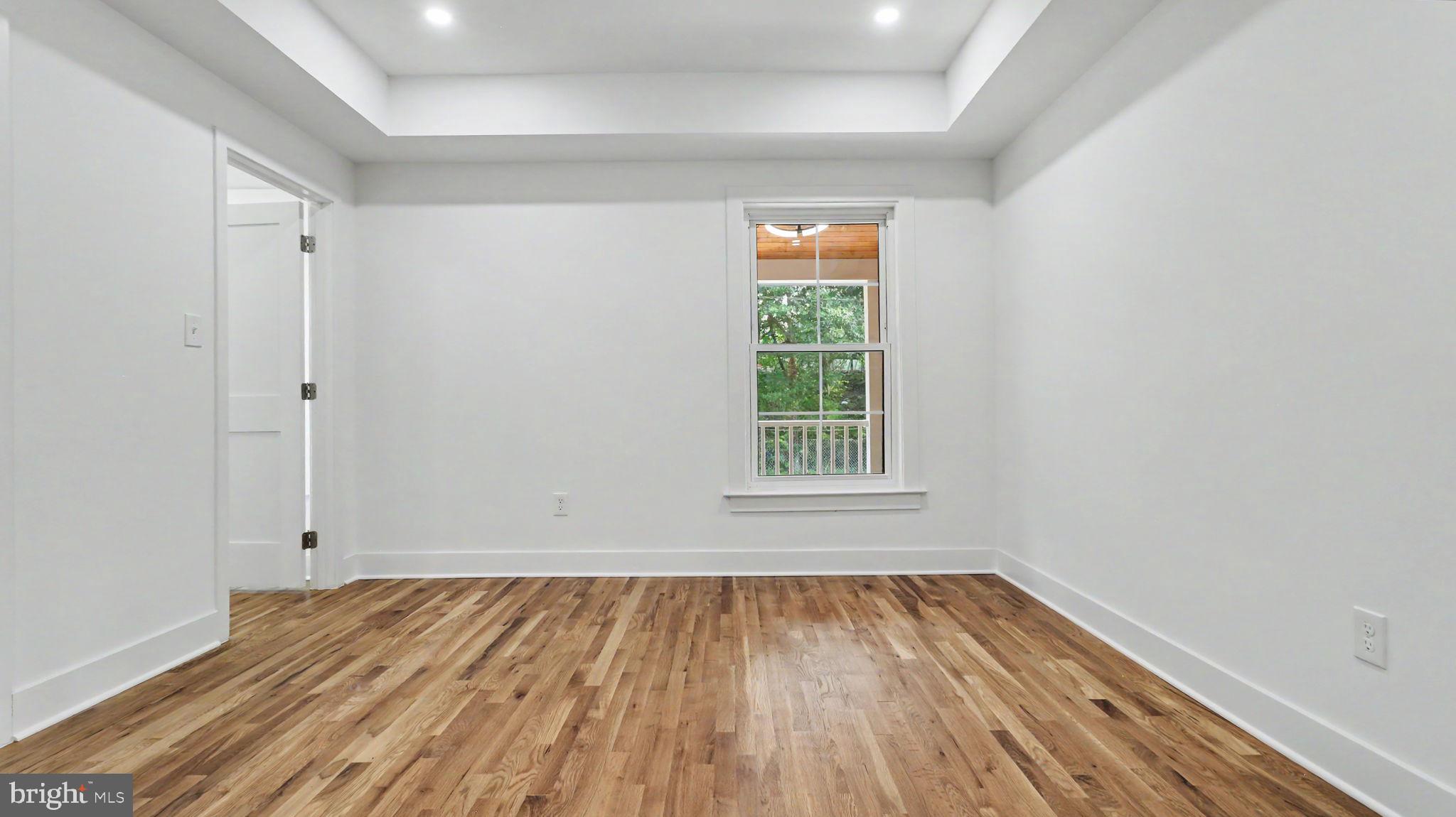 RIVERDALE PARK - Residential