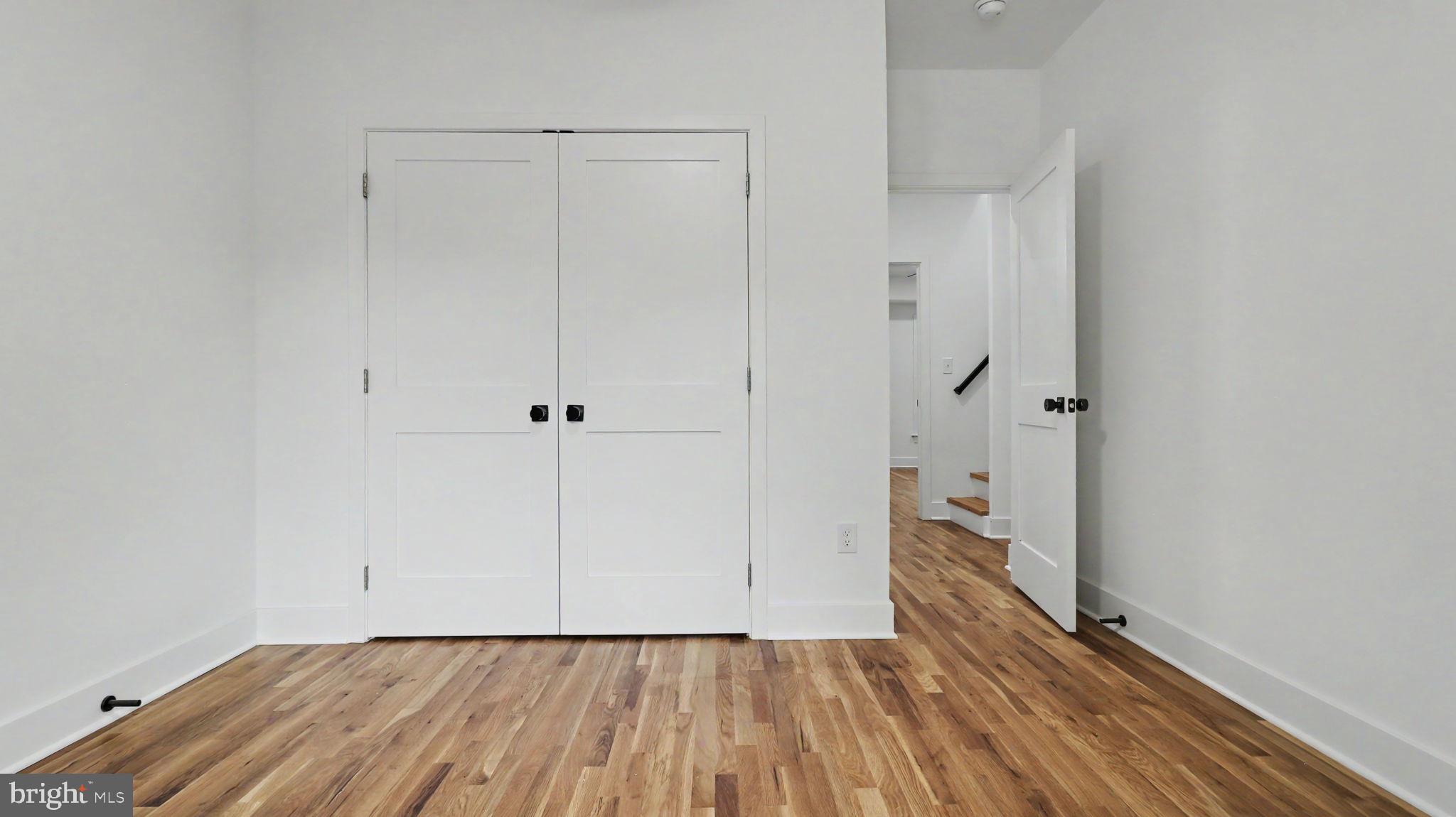 RIVERDALE PARK - Residential