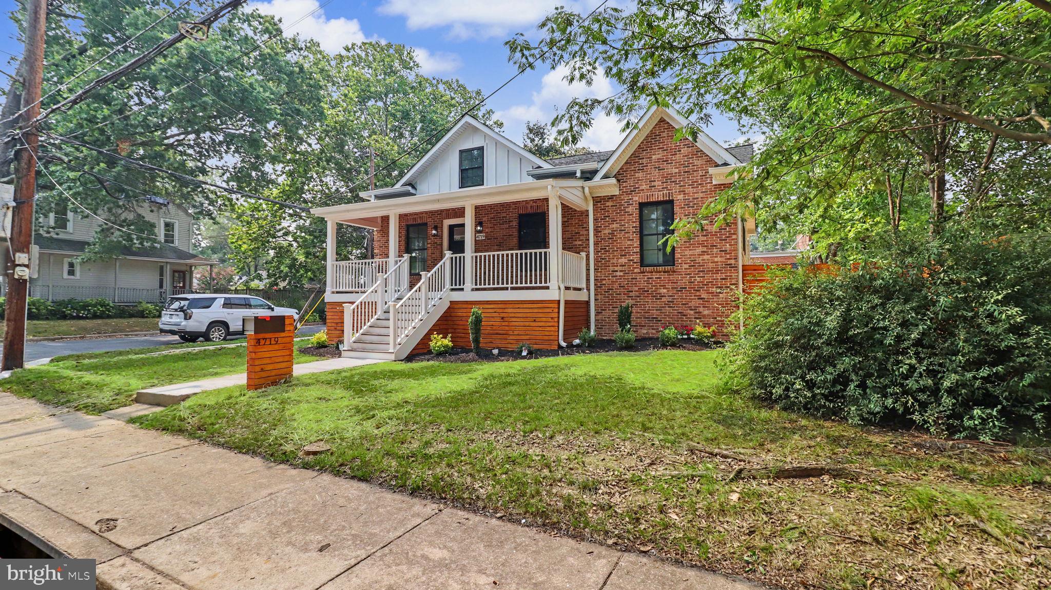 RIVERDALE PARK - Residential