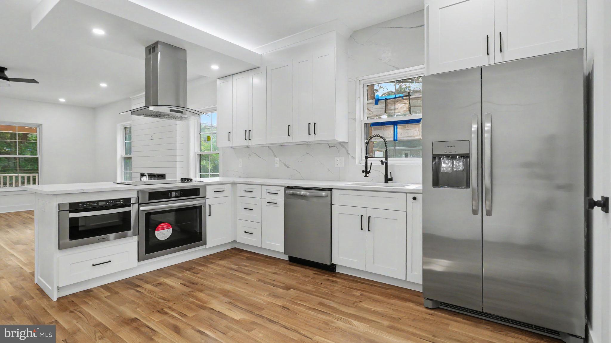 RIVERDALE PARK - Residential