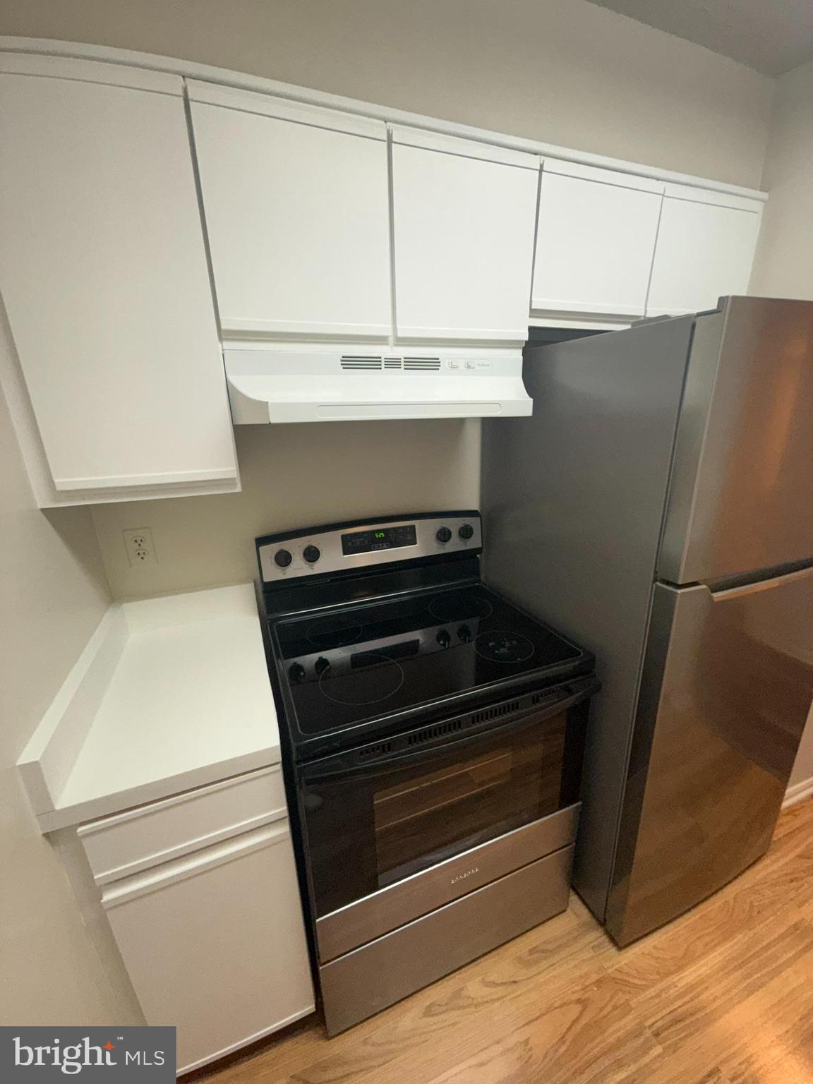 ASTORIA - Residential Lease