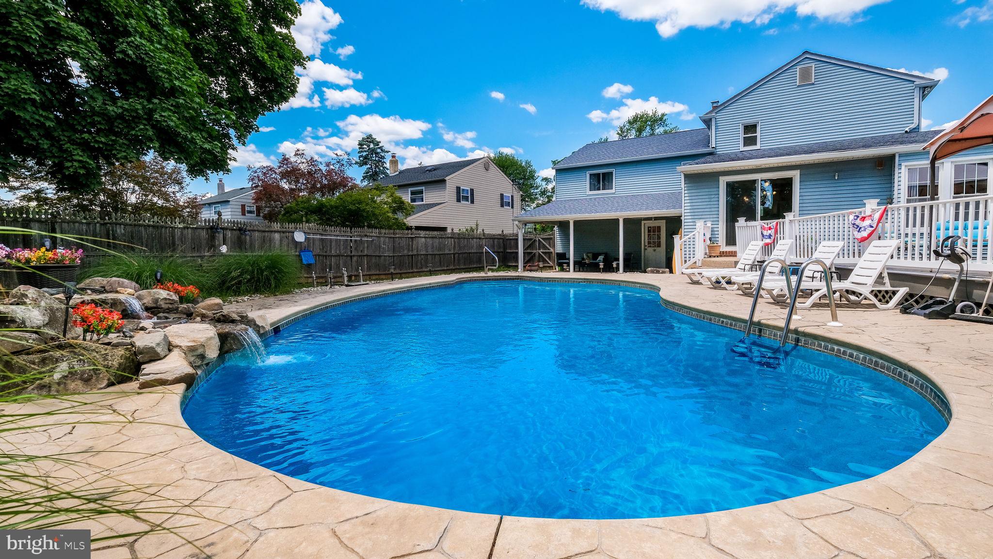BROOKDALE GDNS - Residential