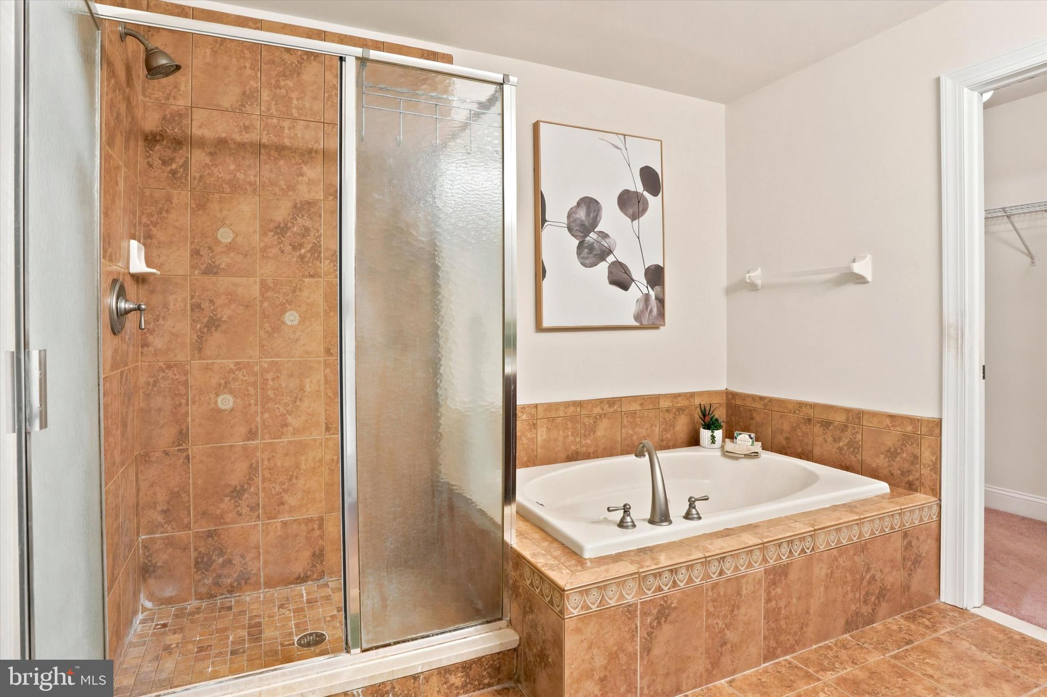 TH AT HERITAGE CNTR - Residential